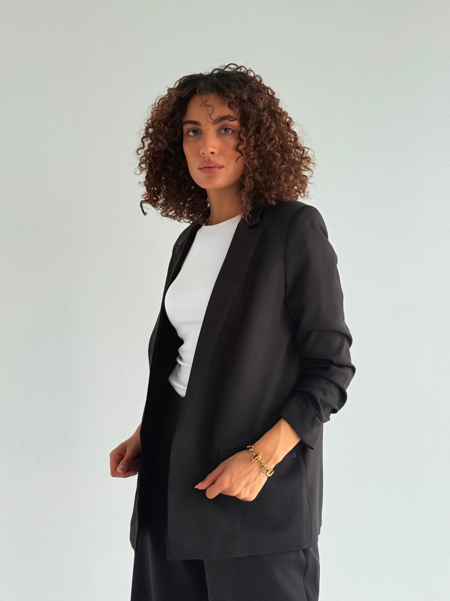 Ruffled Blazer in black
