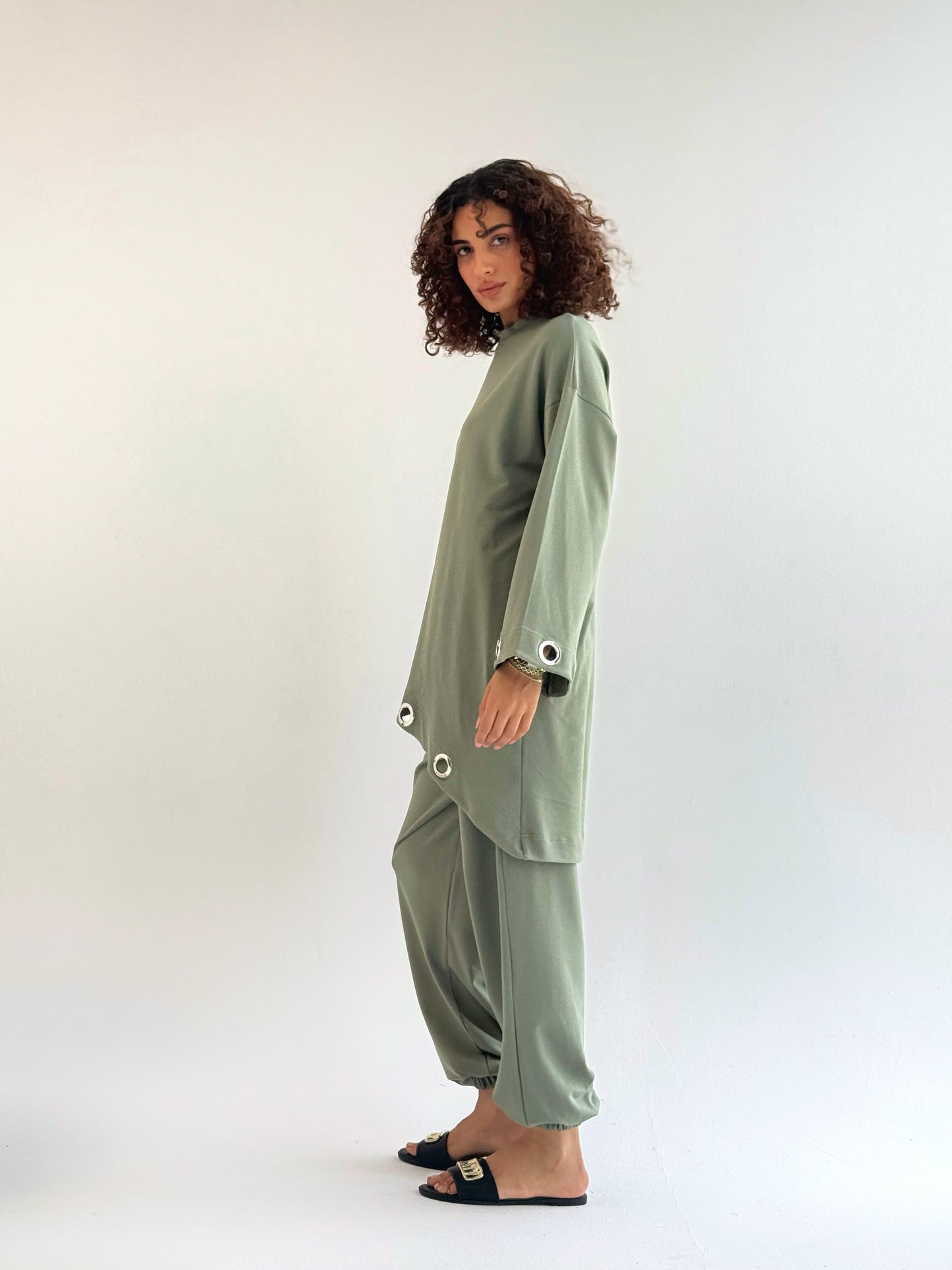 Eyelets Cotton Set In Olive