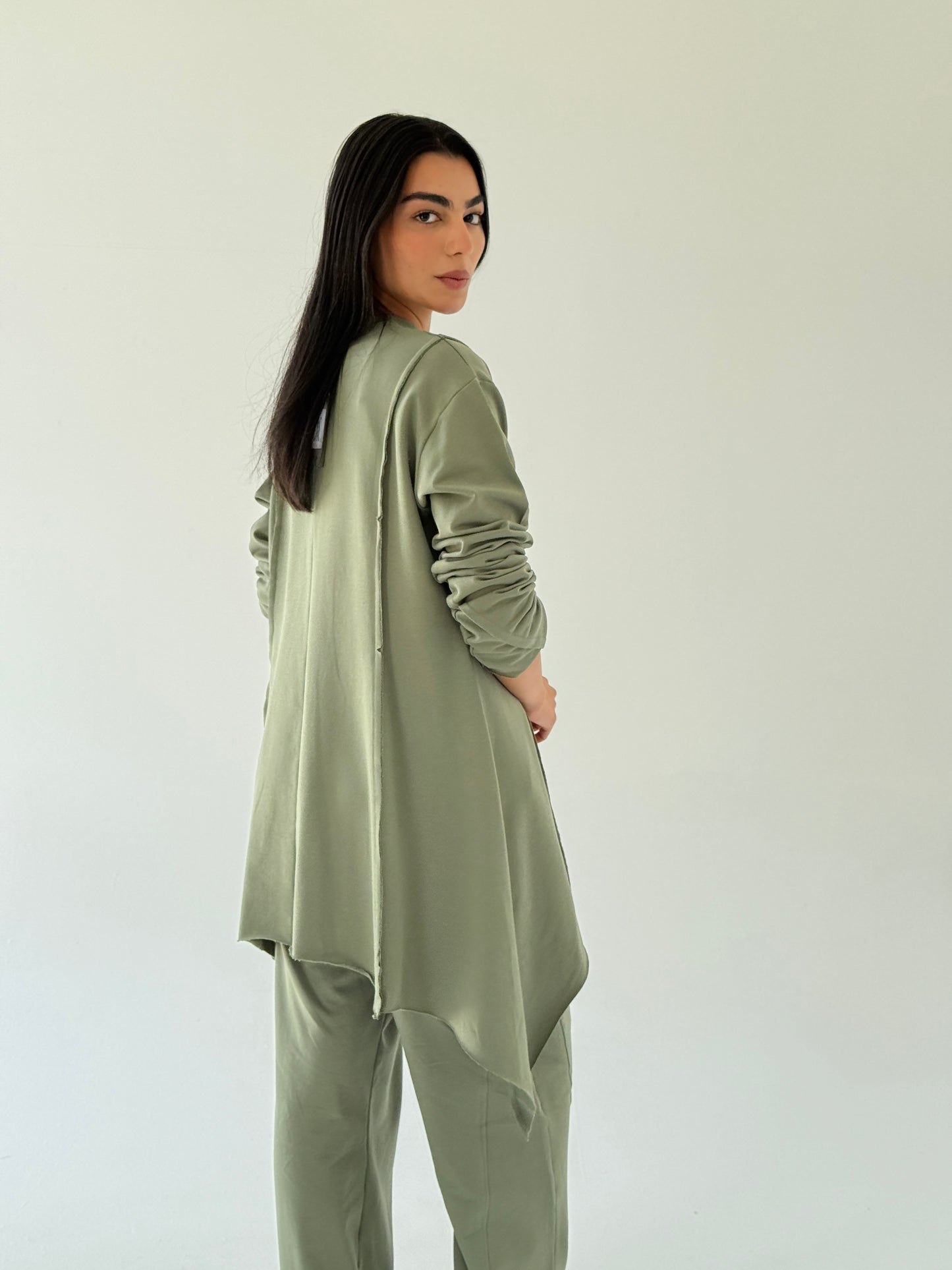 High and Low set in Olive