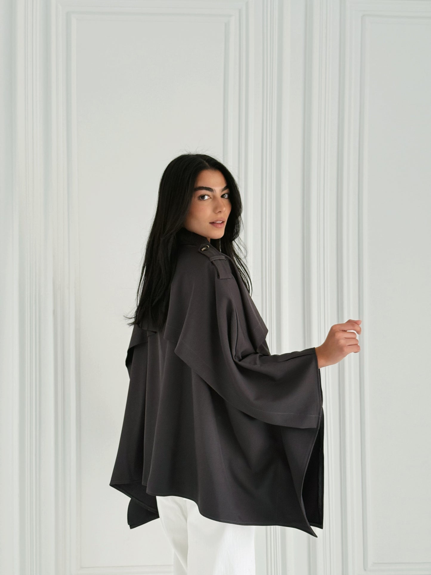 Tranch Cape In Gray