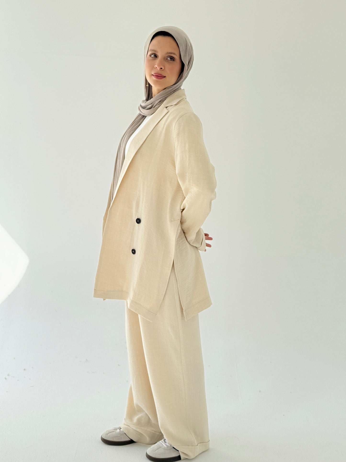 Effortlessly linen set in beige