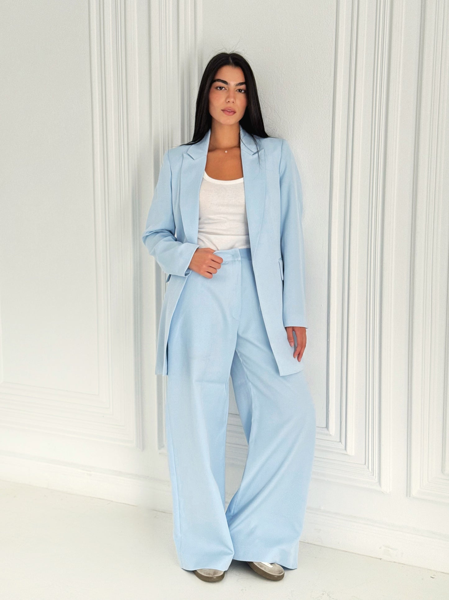 Relaxed pants in Baby blue
