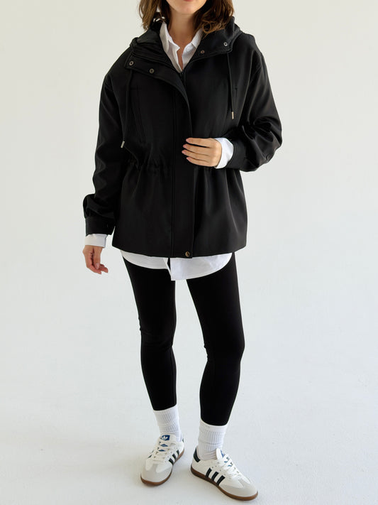 Winter Signature Jacket In Black