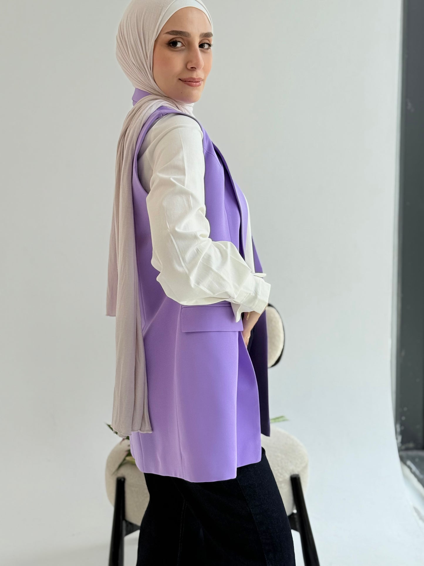 Shawl collar tailored vest In Lilac