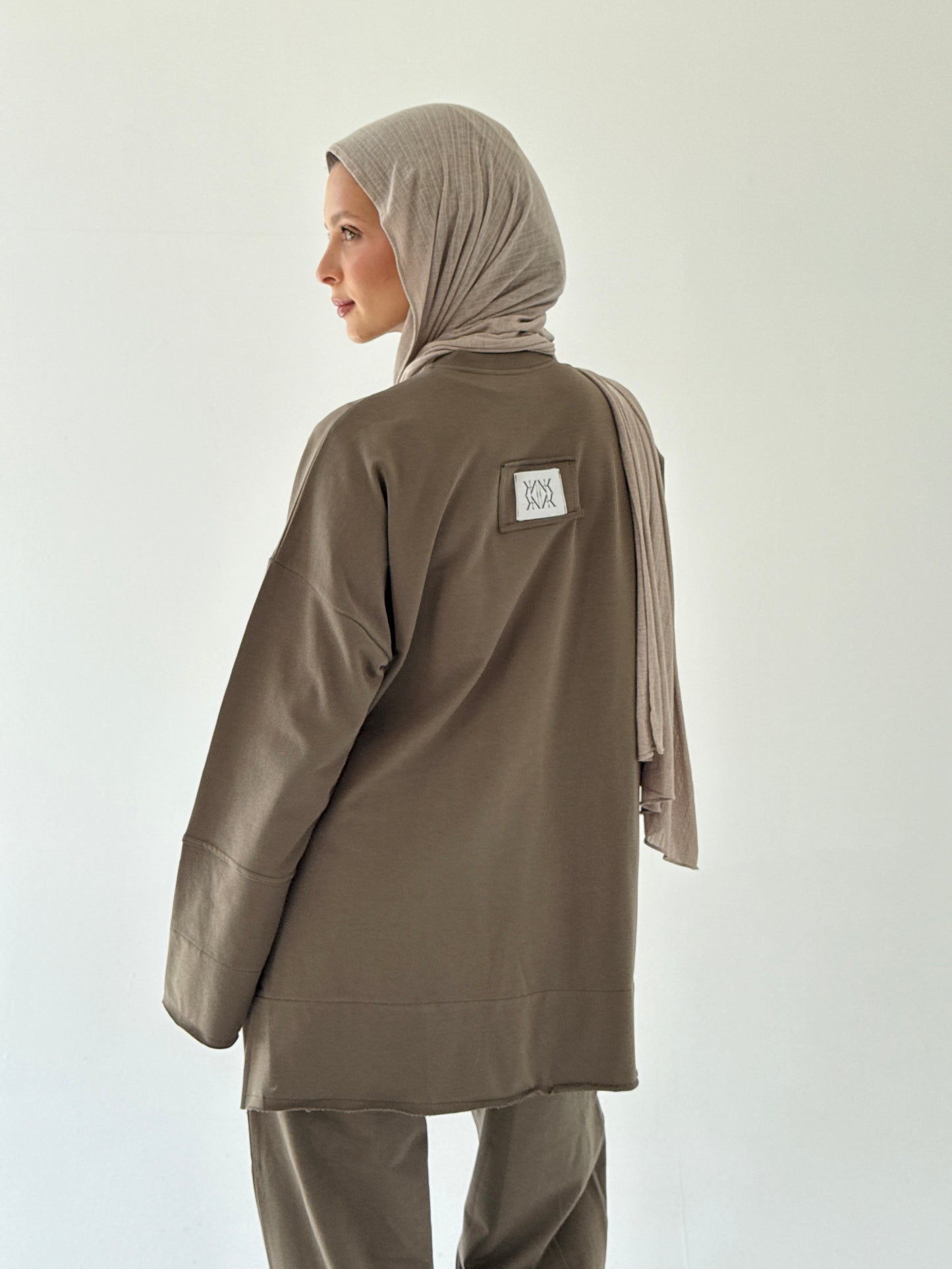 Every Day Set In Brown