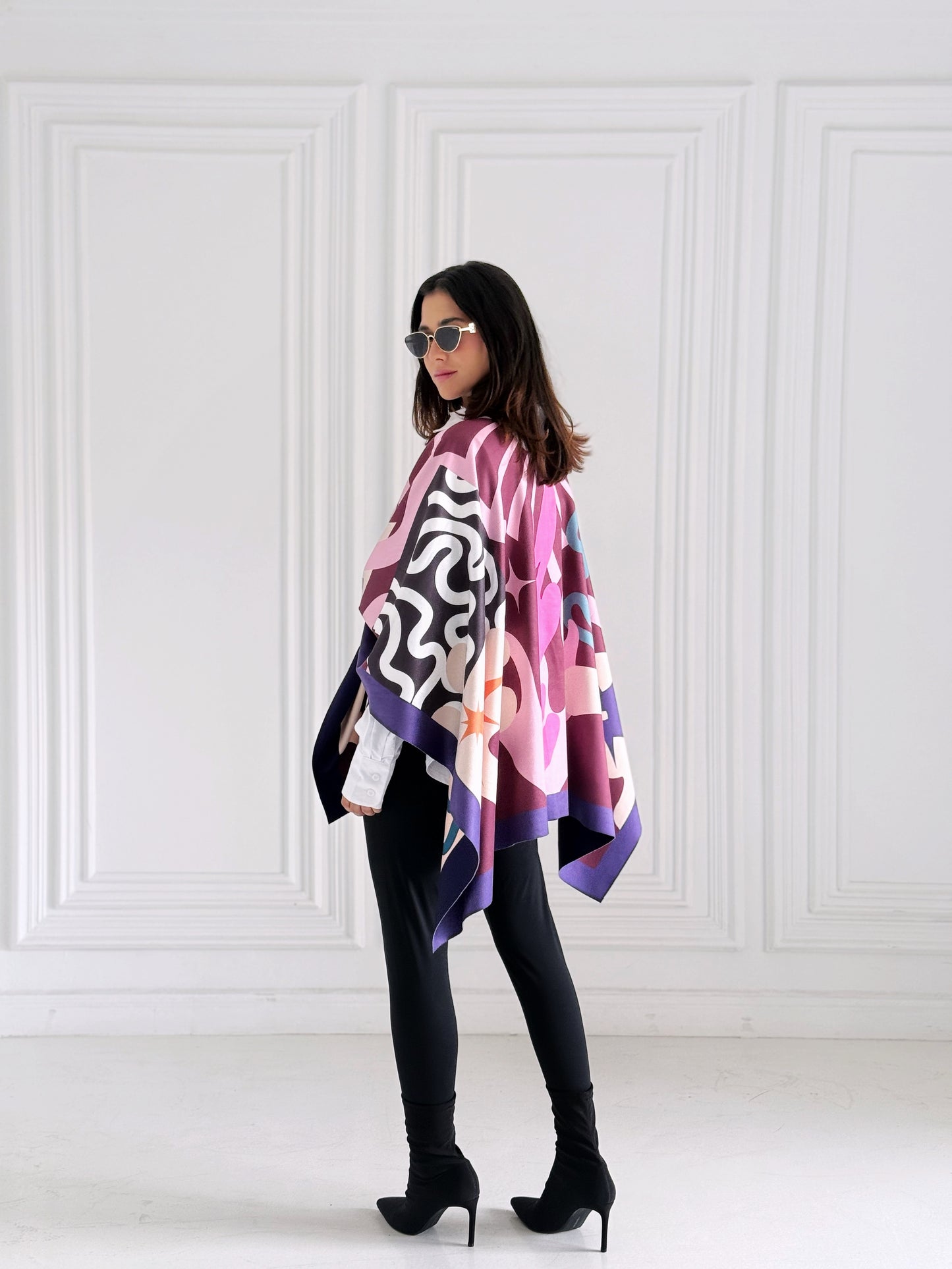 Wave suede cape with belt