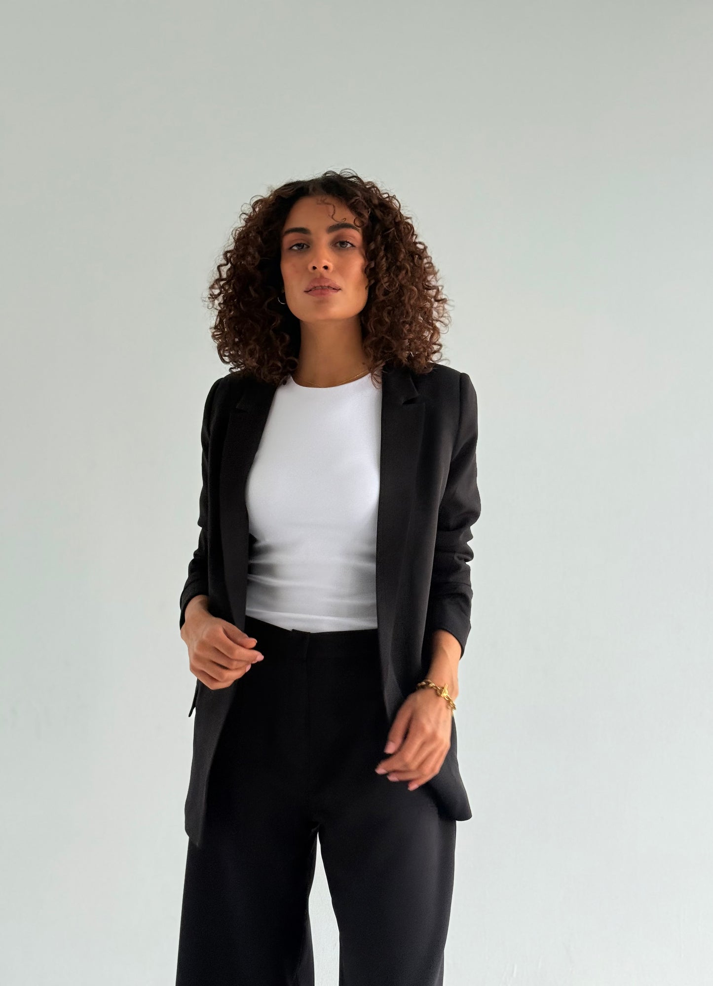 Ruffled Blazer in black