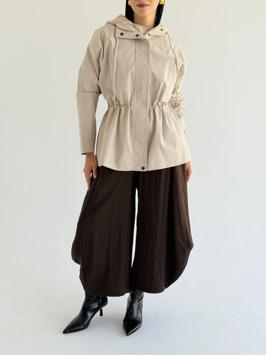 Winter Signature Jacket In Beige
