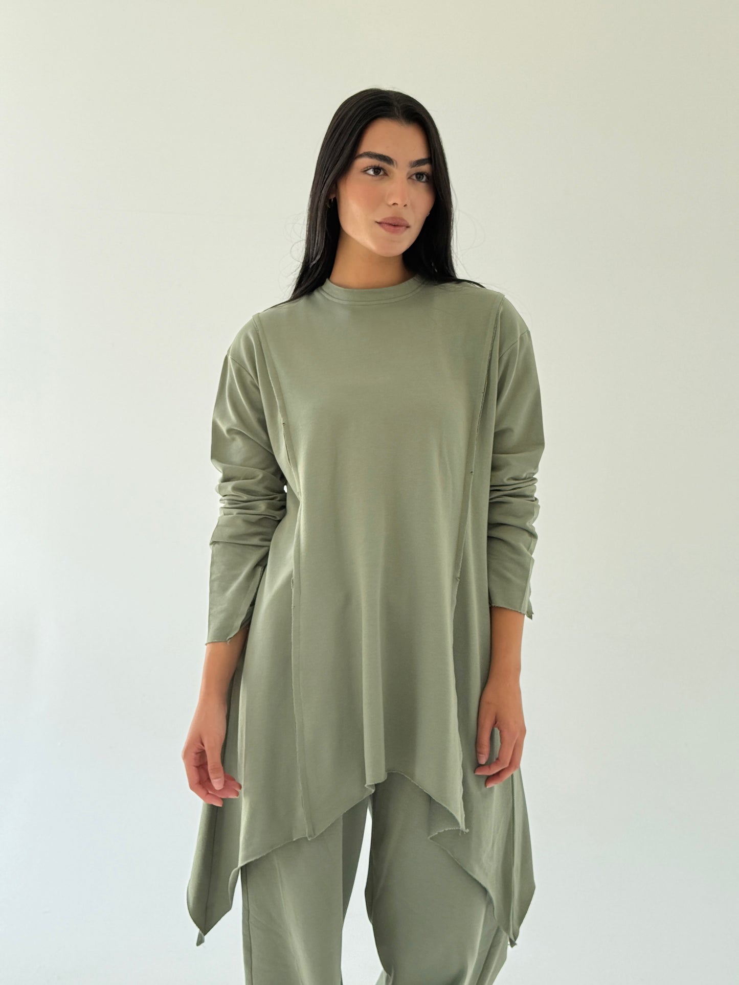 High and Low set in Olive