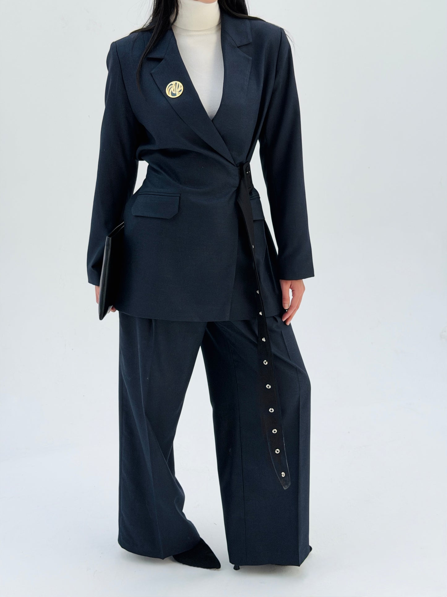 Belted suit in navy