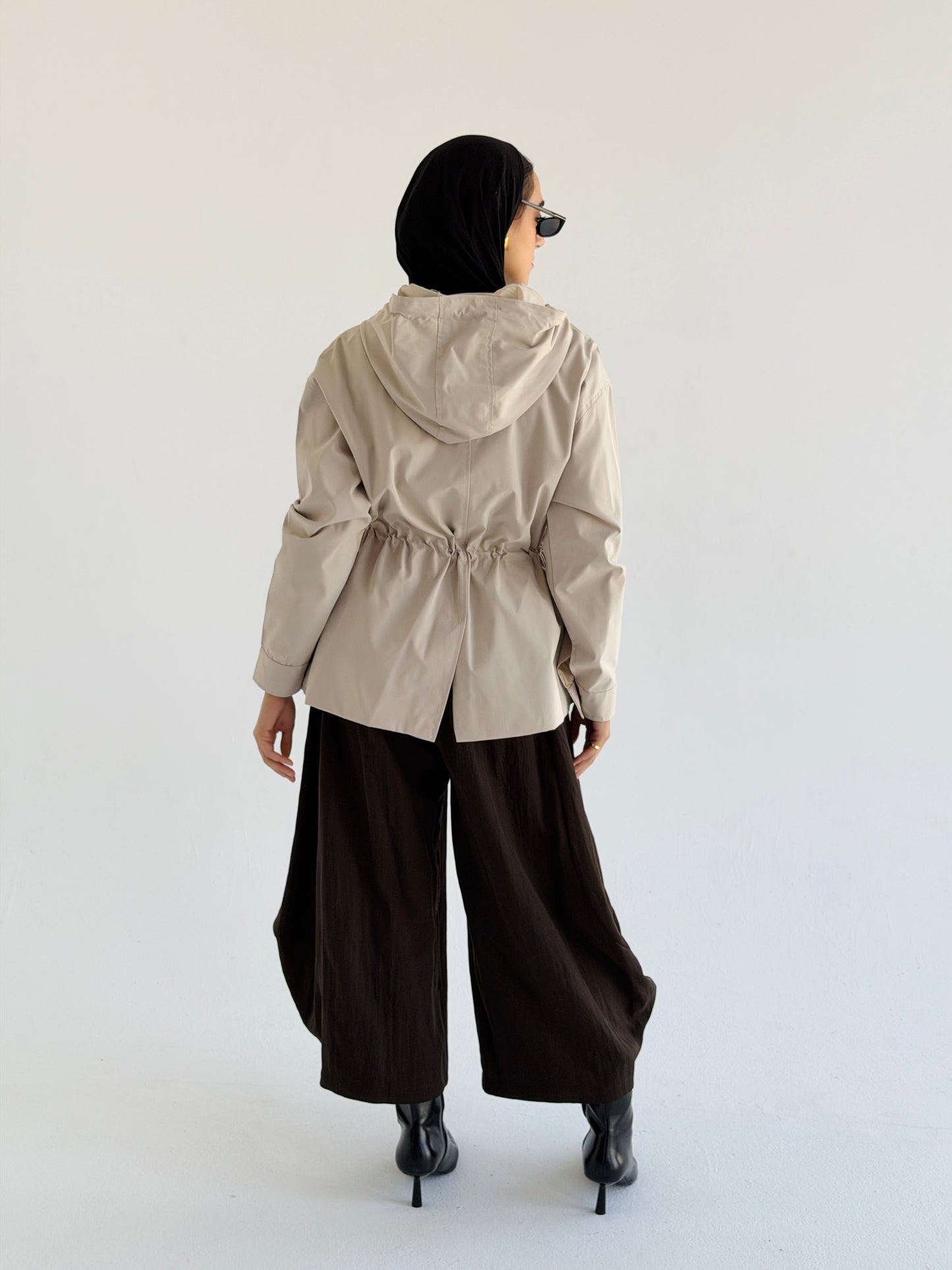 Winter Signature Jacket In Beige