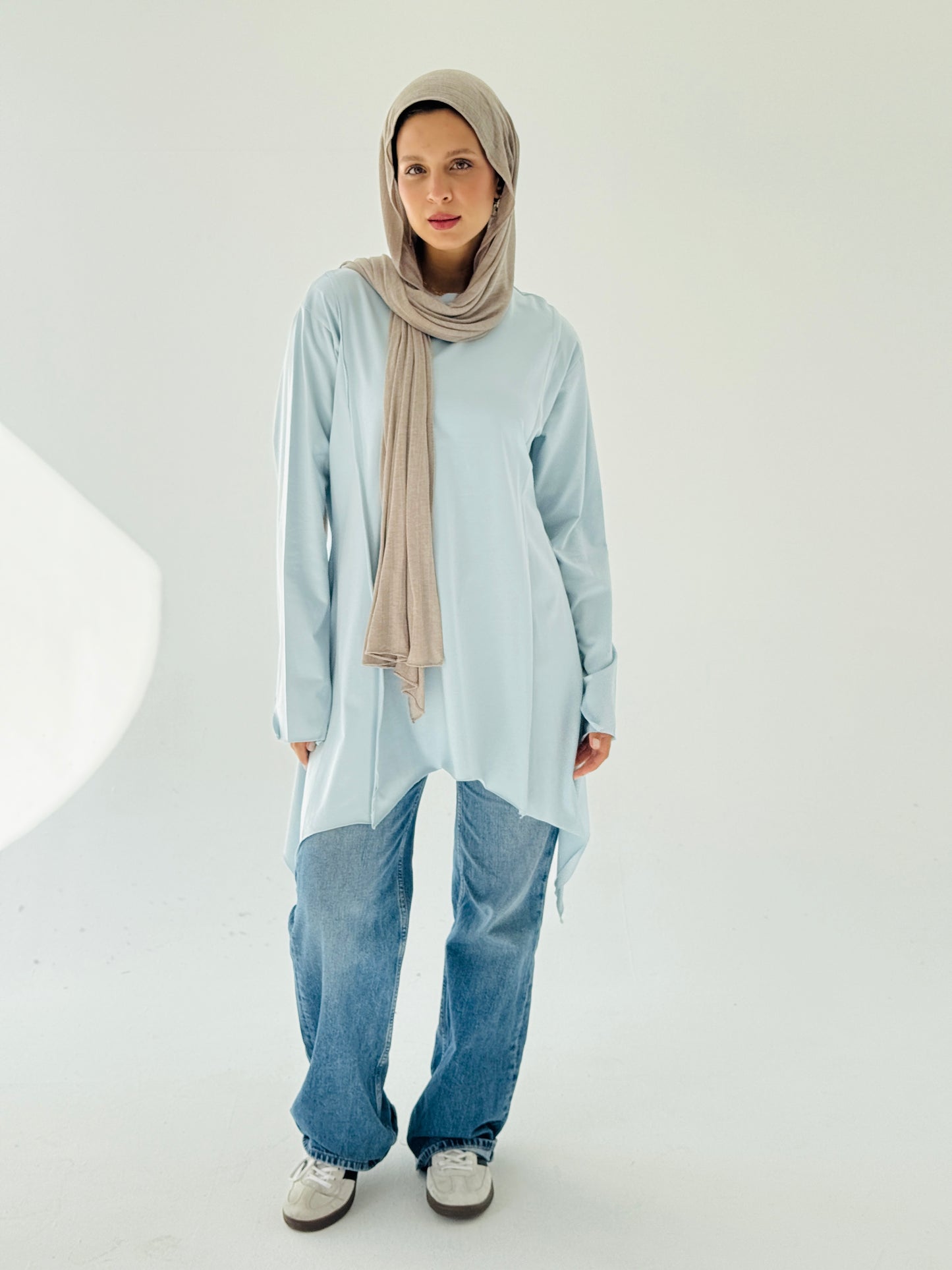 High and low Top in baby blue