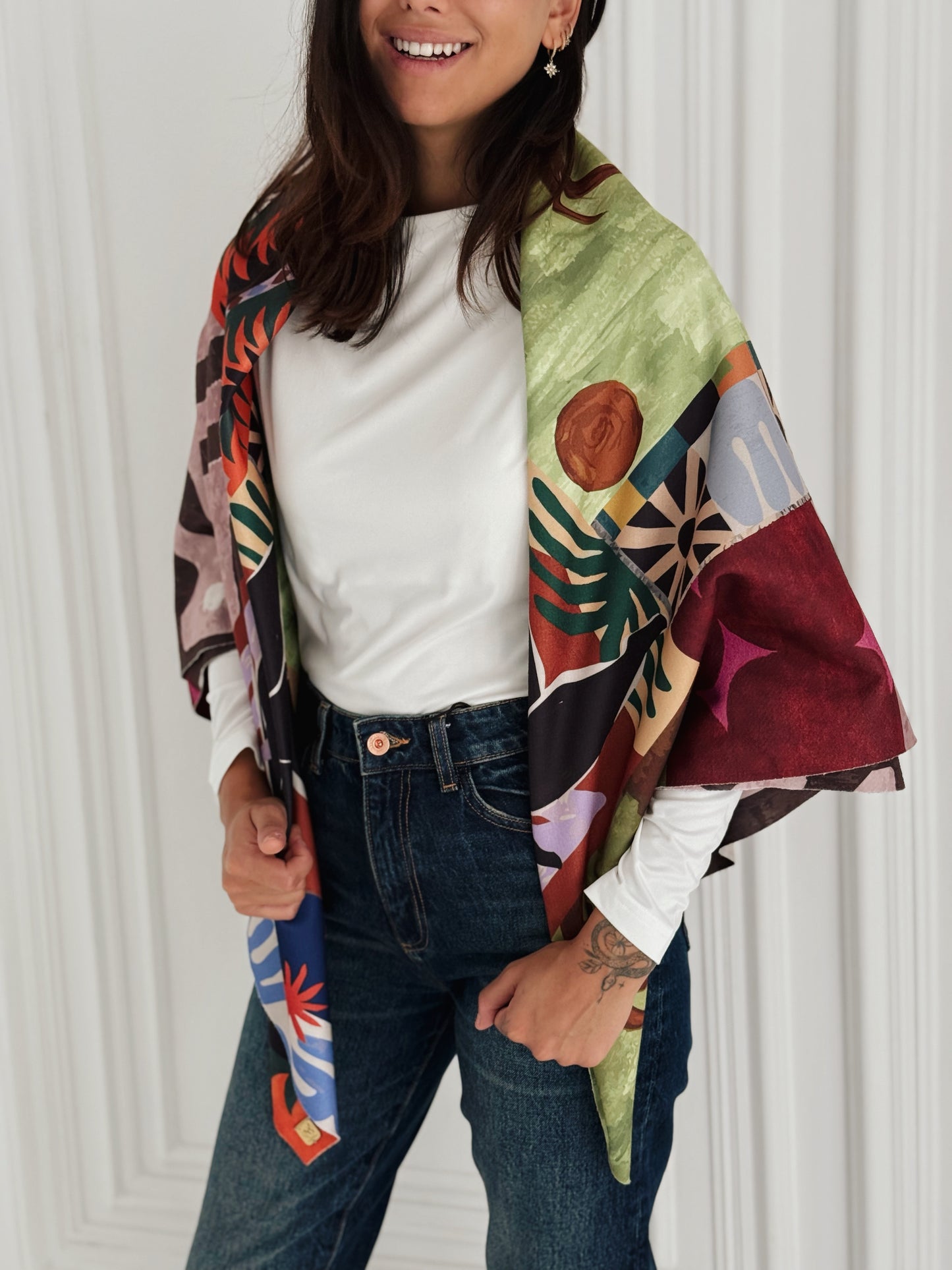 Color Bloom wool scarf ( square)