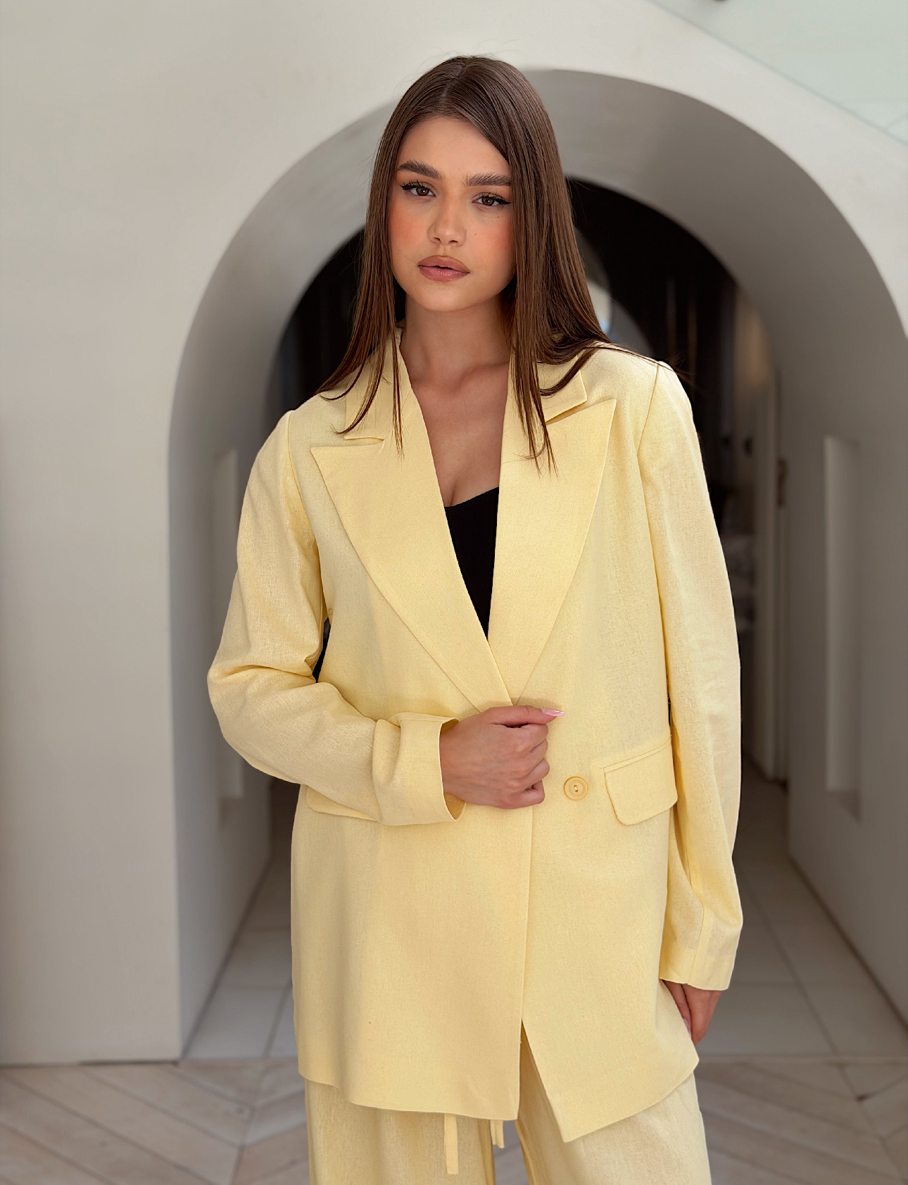 Linen Mood blazer in butter yellow