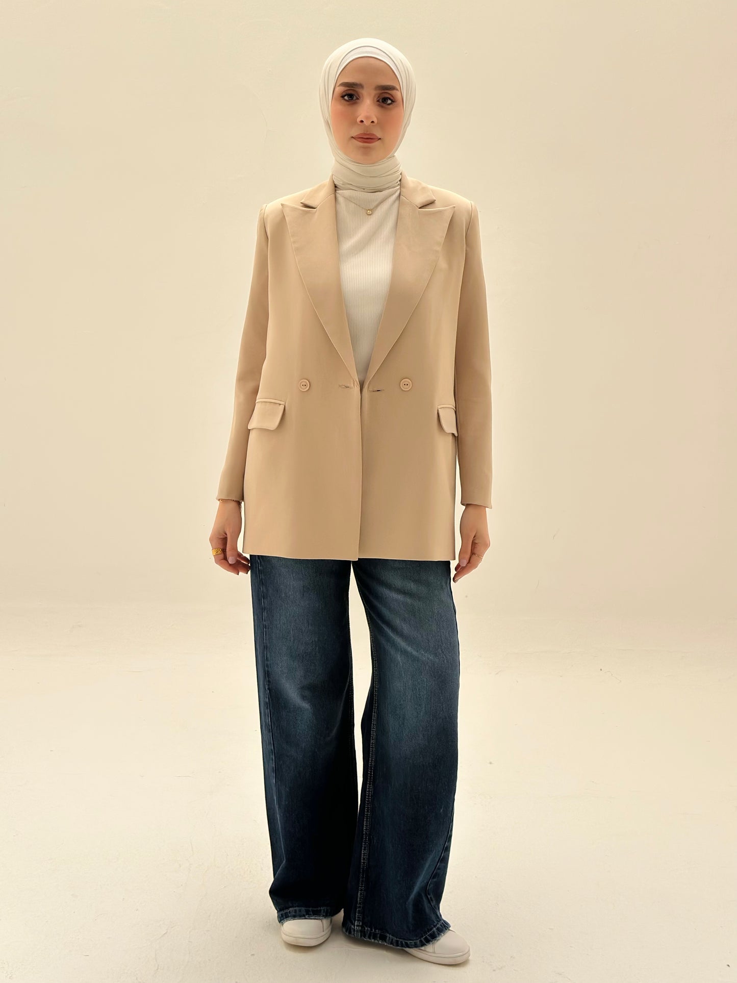 Relaxed Fit beige lazer