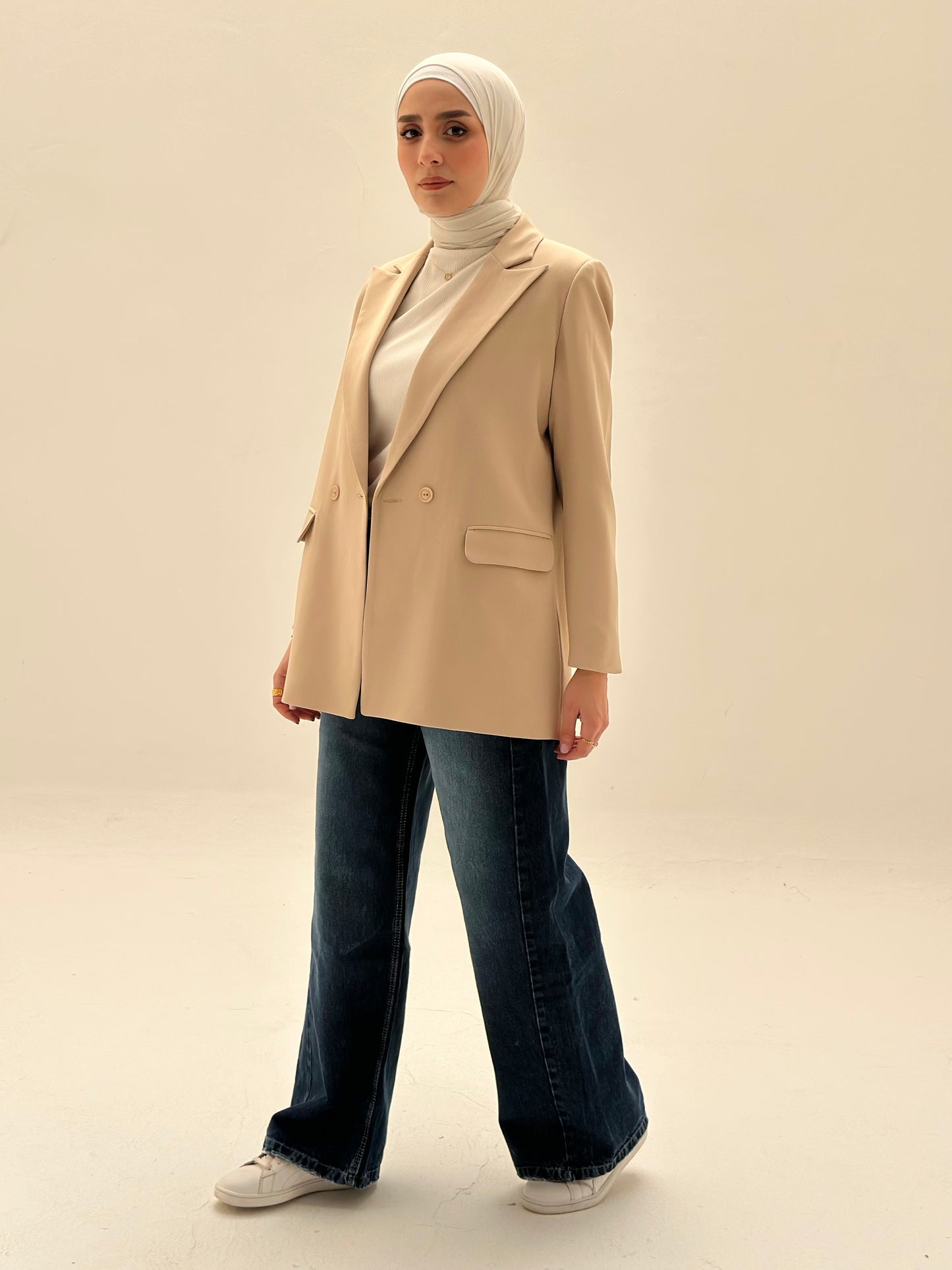 Relaxed Fit beige lazer