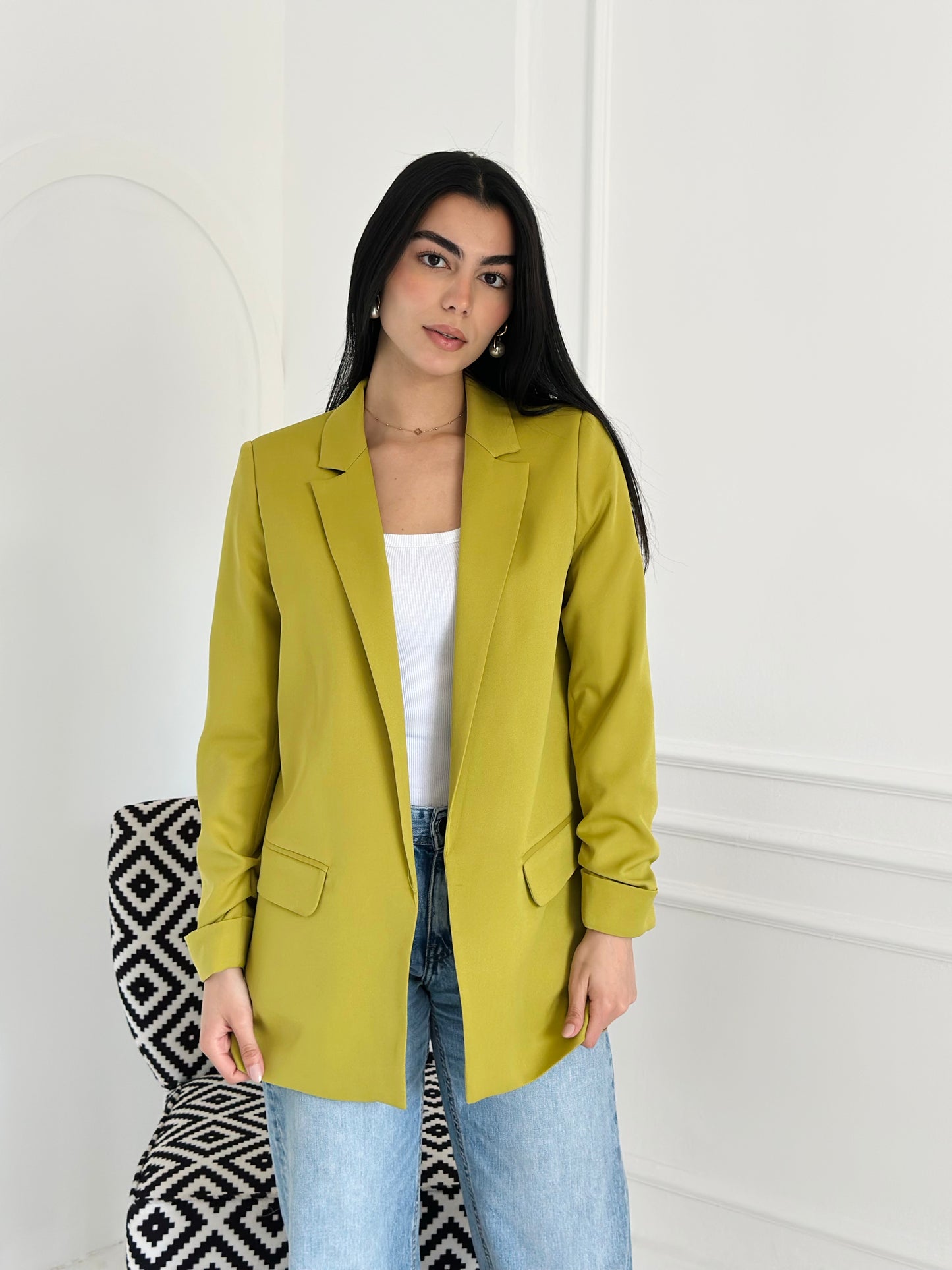 Ruffled blazer in lemon green