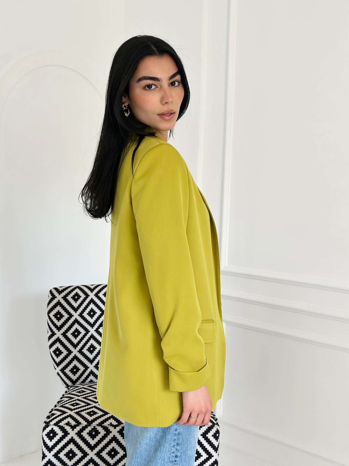 Ruffled blazer in lemon green