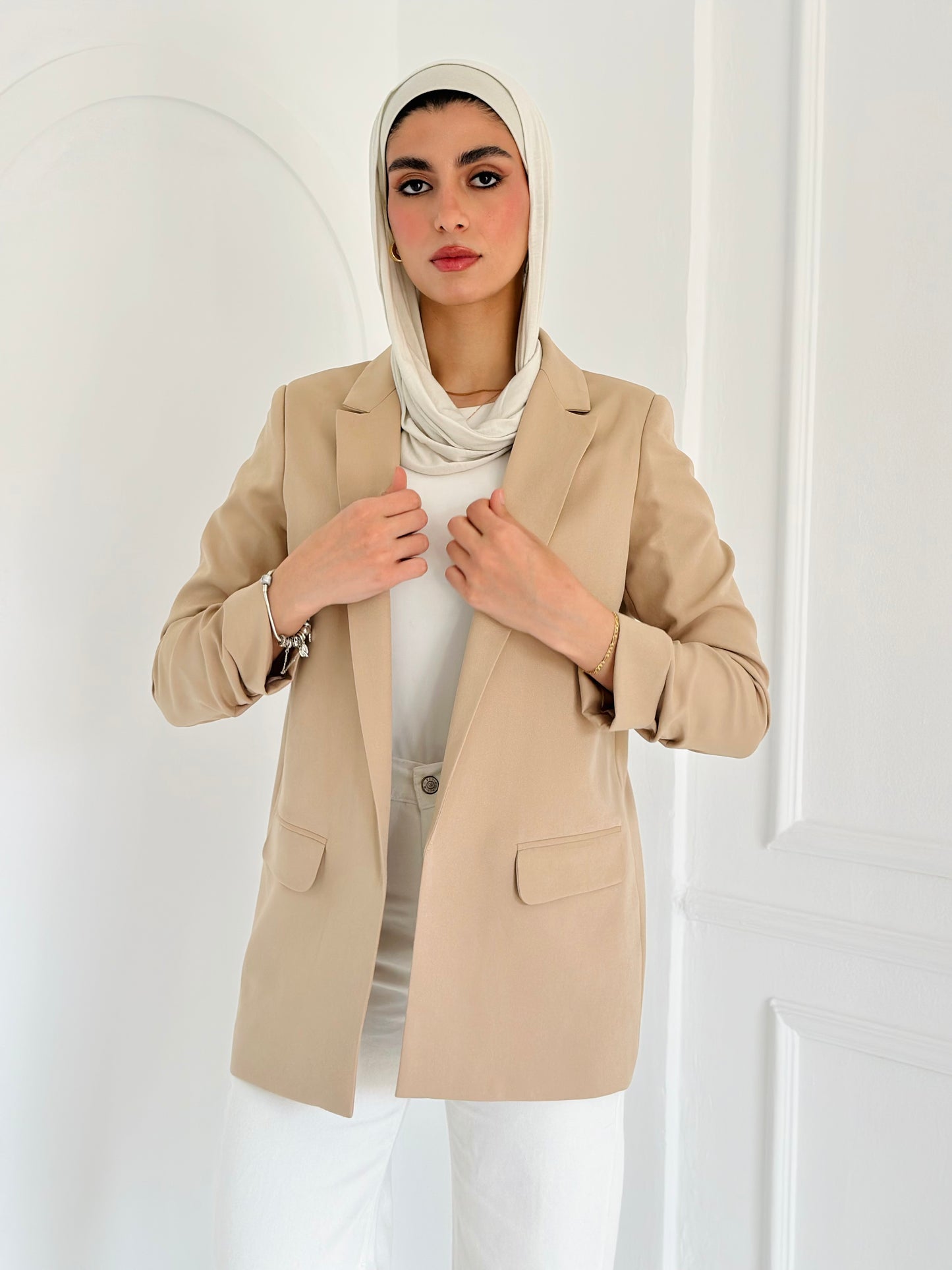 Ruffled in beige. Pre-Order