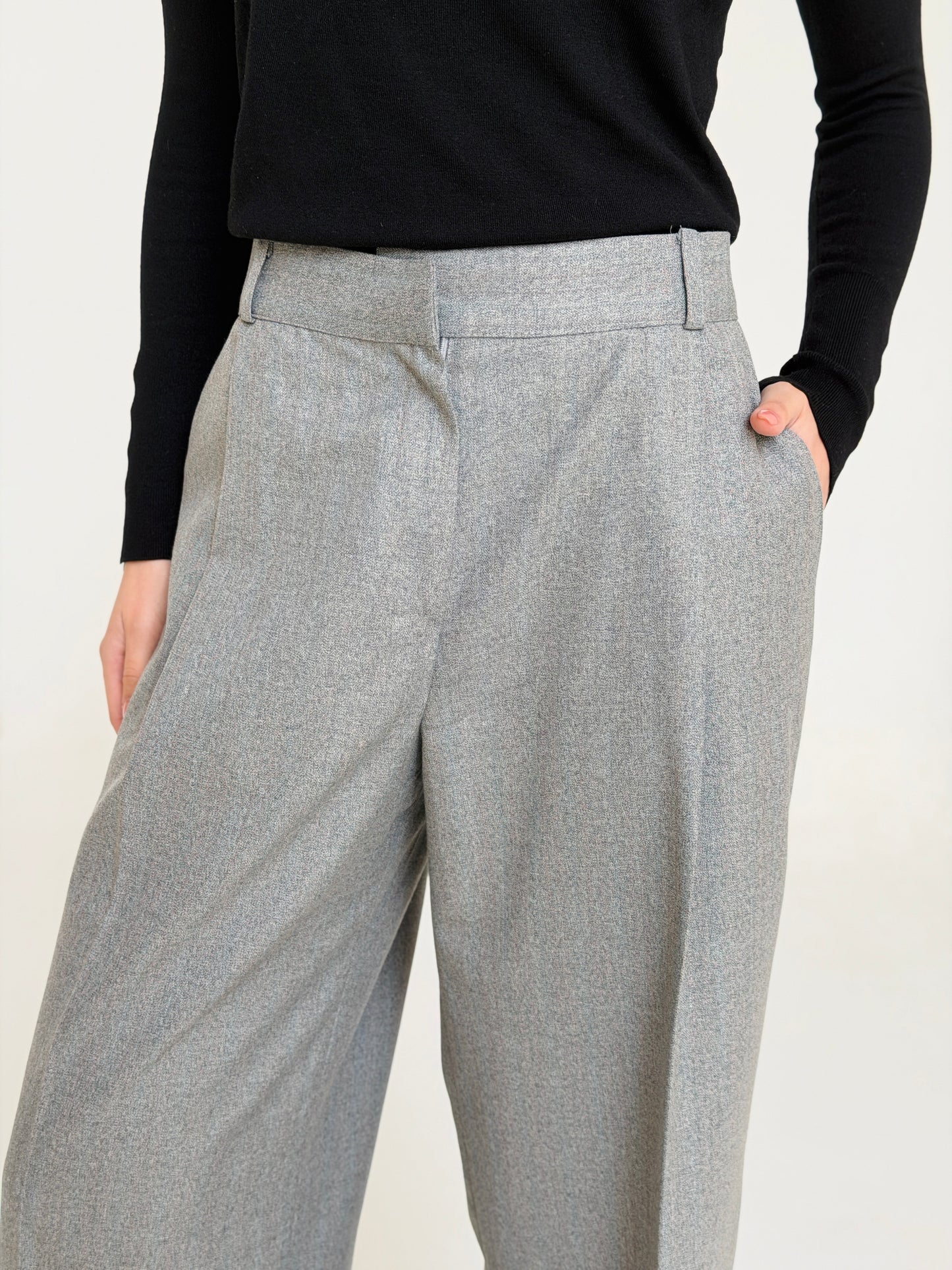 The Tailored Striped Pants In Light Gray