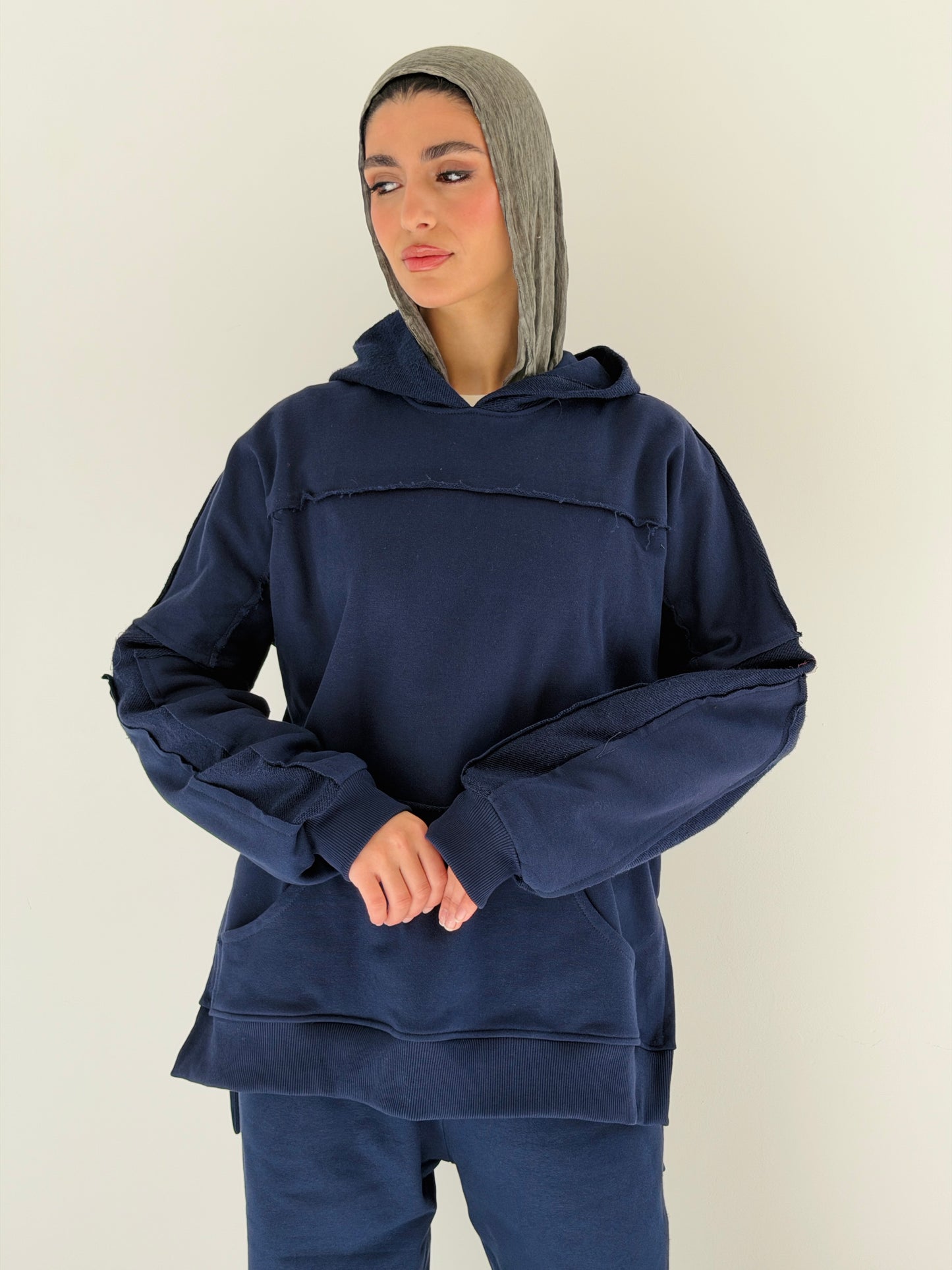 Daily Go set In Navy Blue