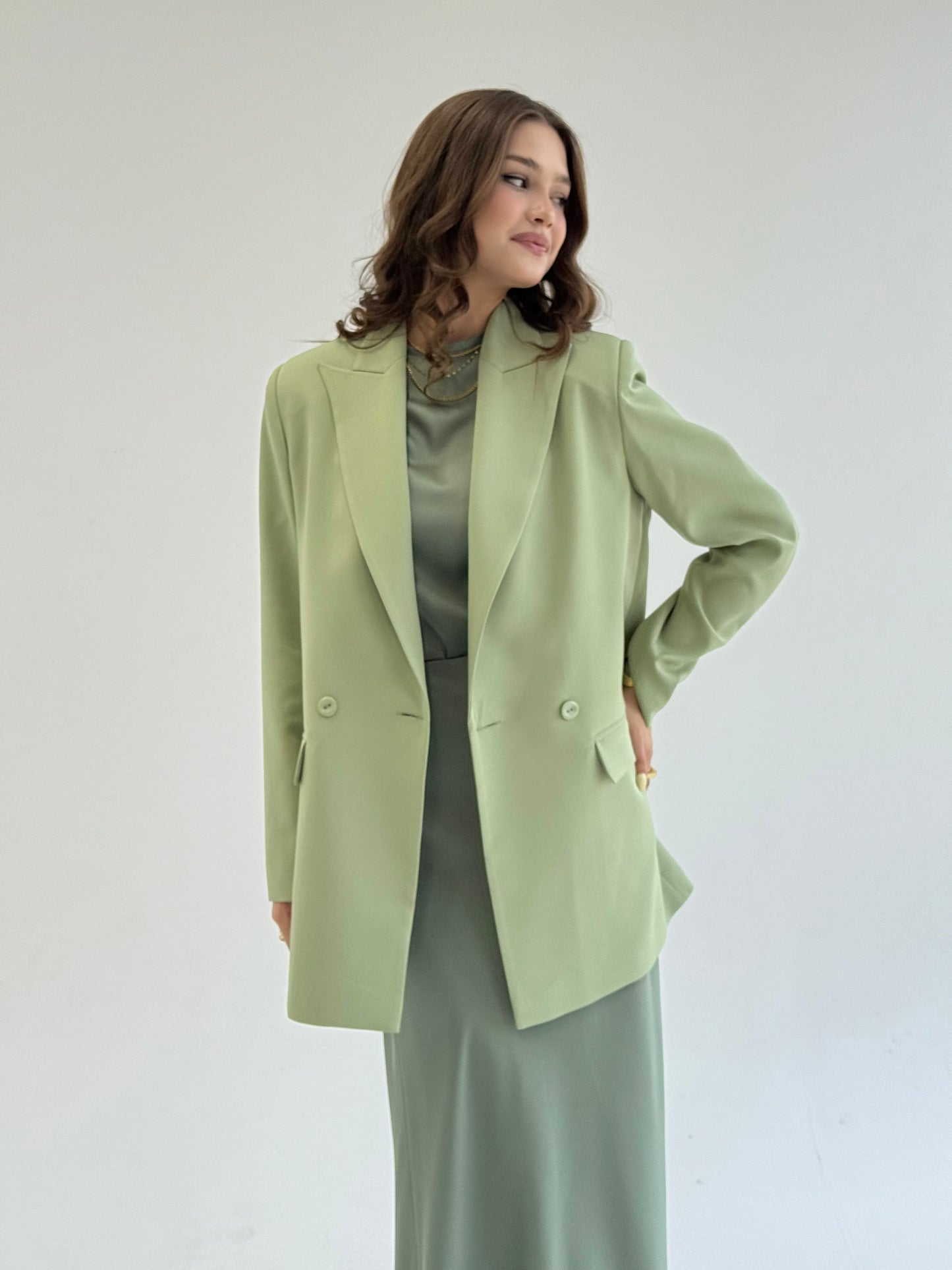 Relaxed fit blazer in matcha