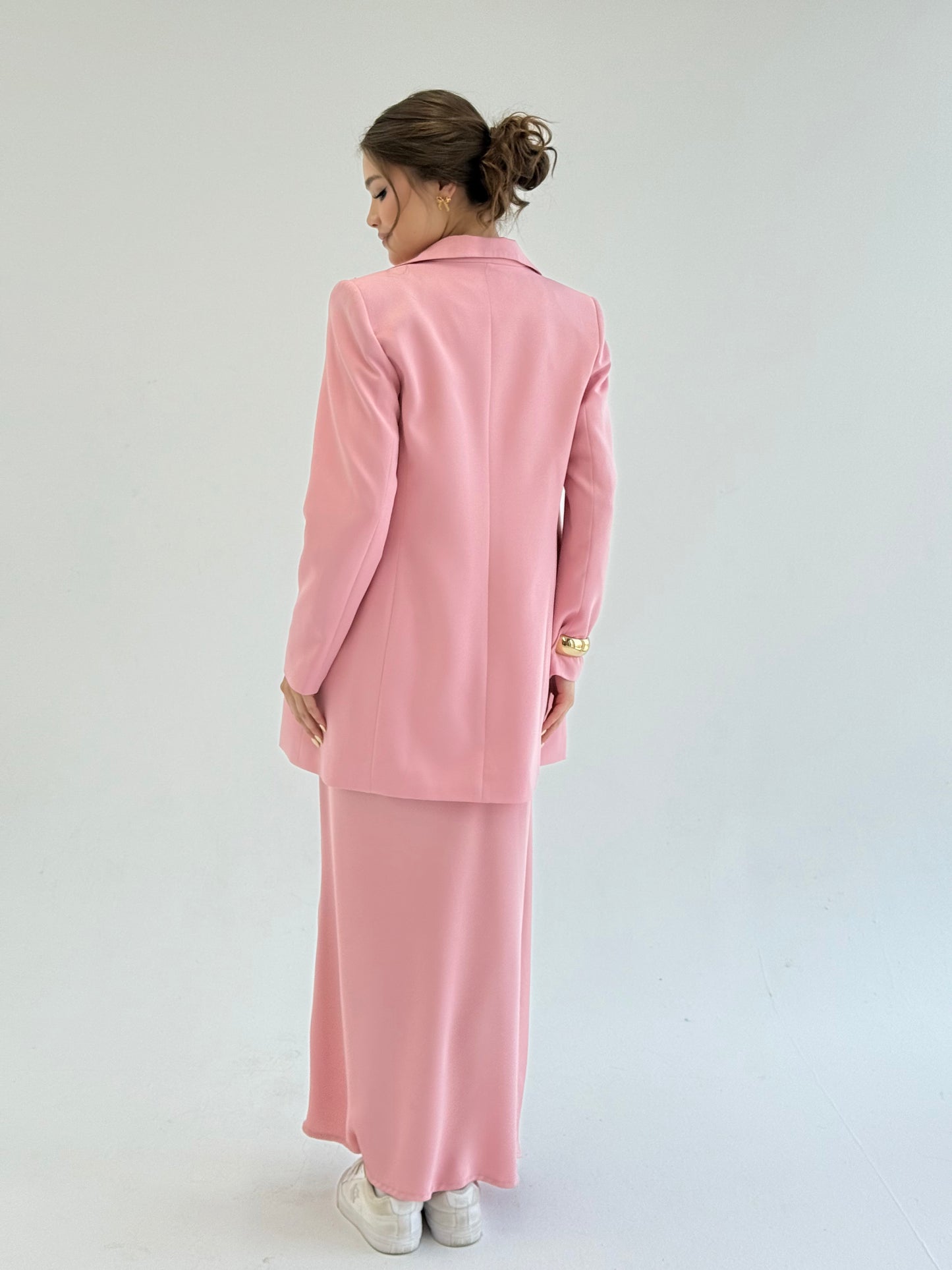 Satin Sleeveless Top & A-Line Skirt Set in pink