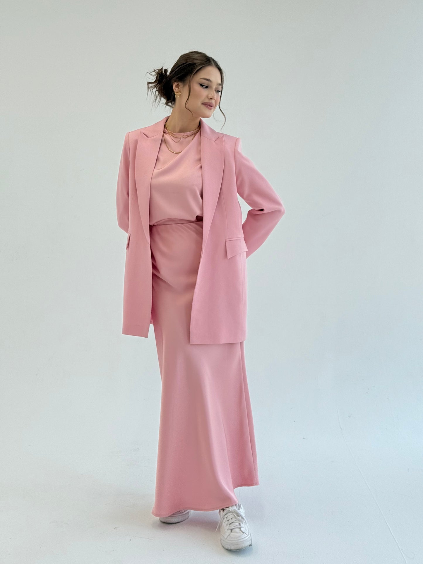 Satin Sleeveless Top & A-Line Skirt Set in pink