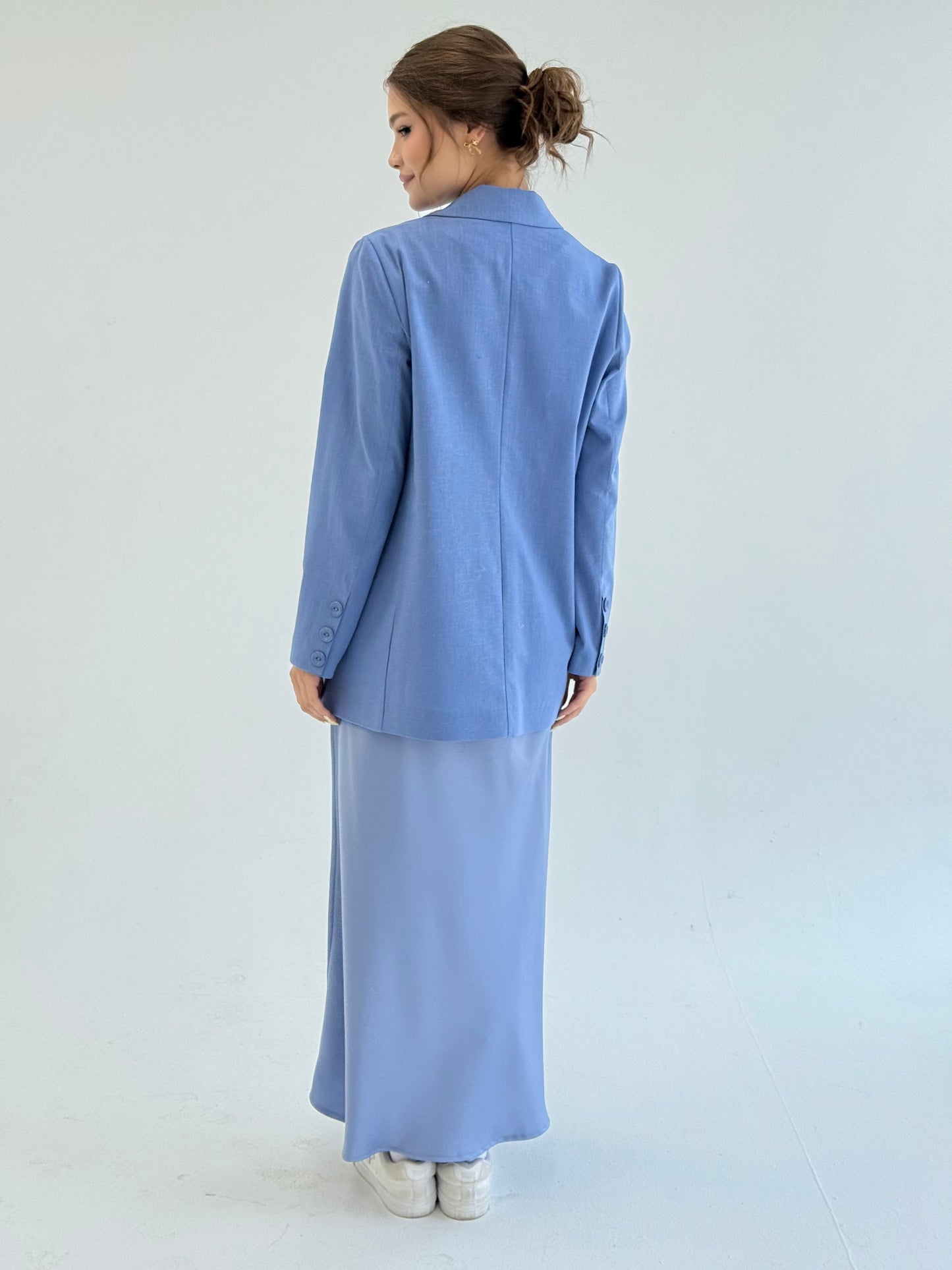 Satin Sleeveless Top & A-Line Skirt Set in blue