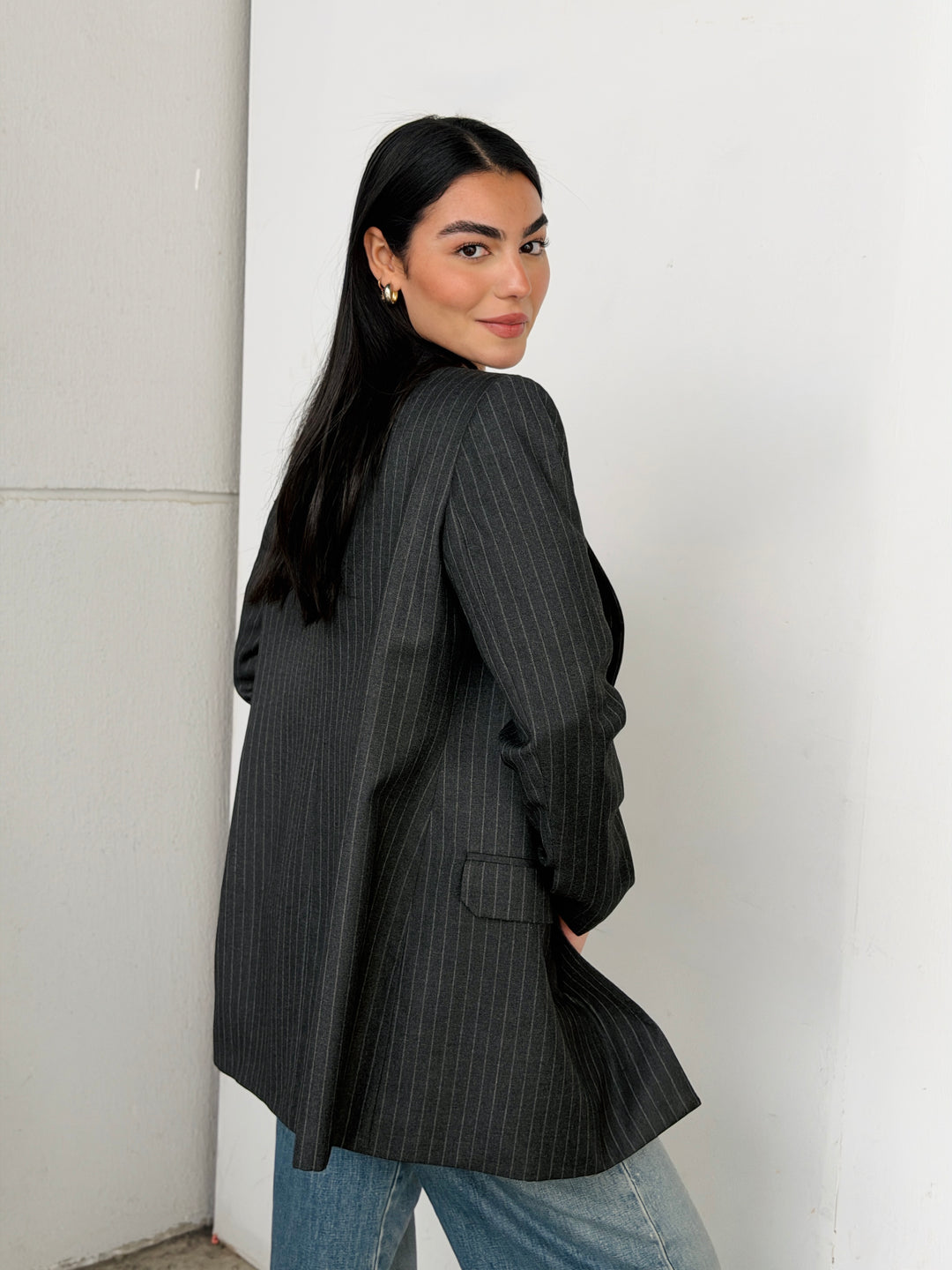 The Tailored striped blazer in dark Gray