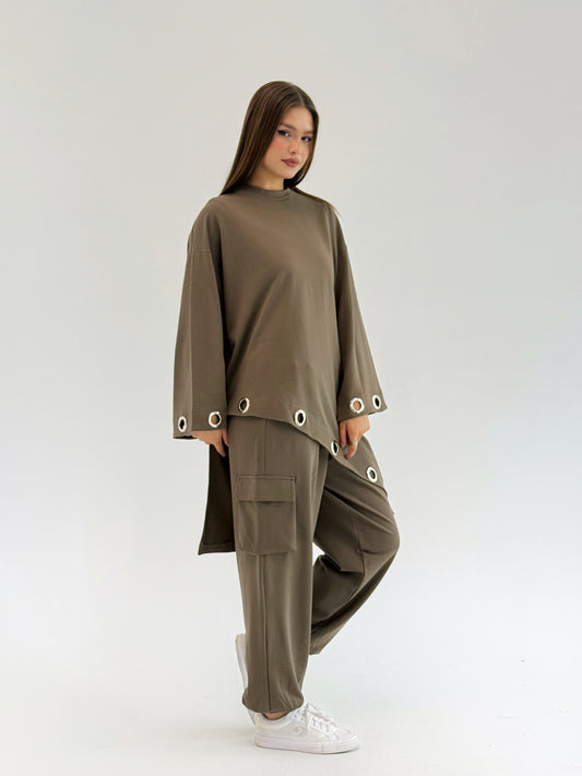 Eyelets Cotton Set In Brown