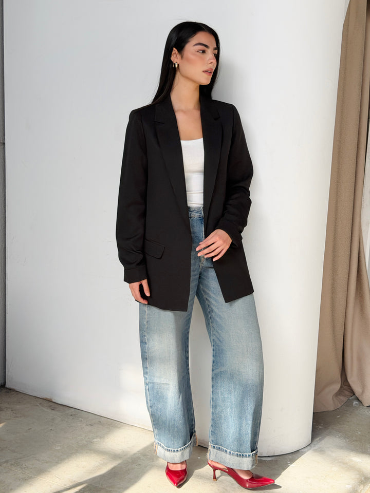 Ruffled Blazer in black
