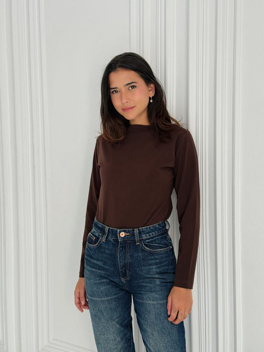 Daily basic top in brown