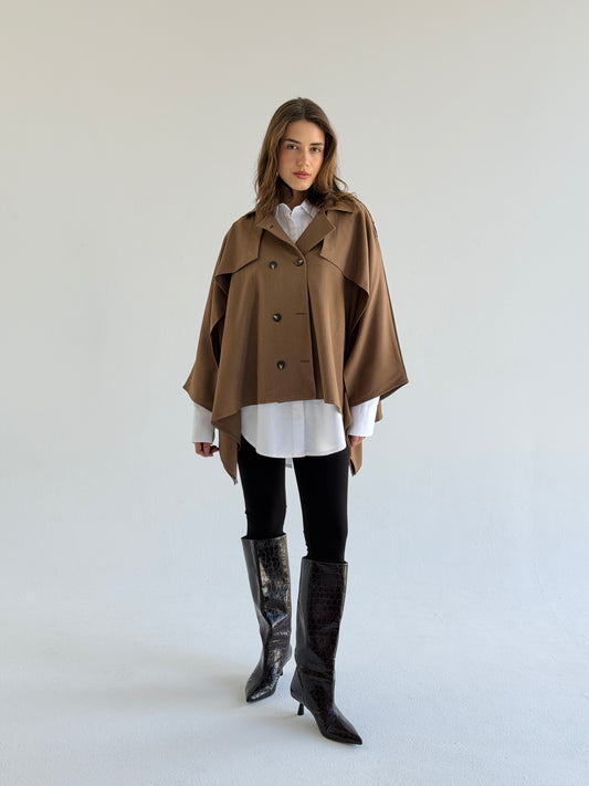 Trench Cape in Brown