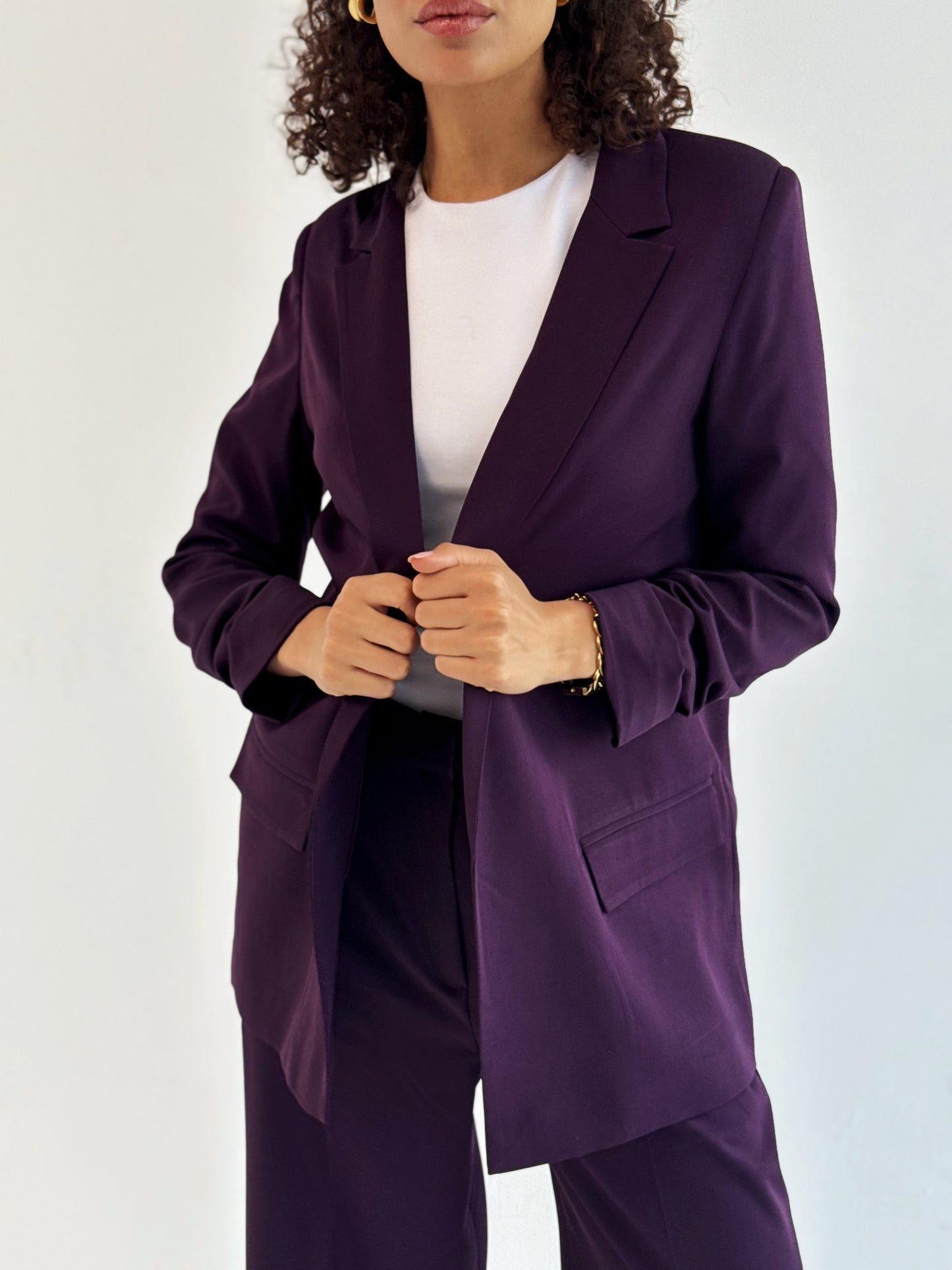 Ruffle blazer in burgandy