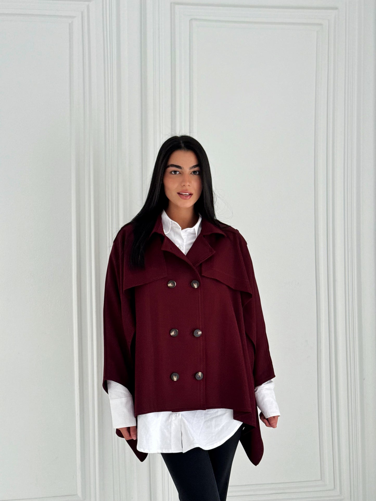 Trench Cape In burgundy