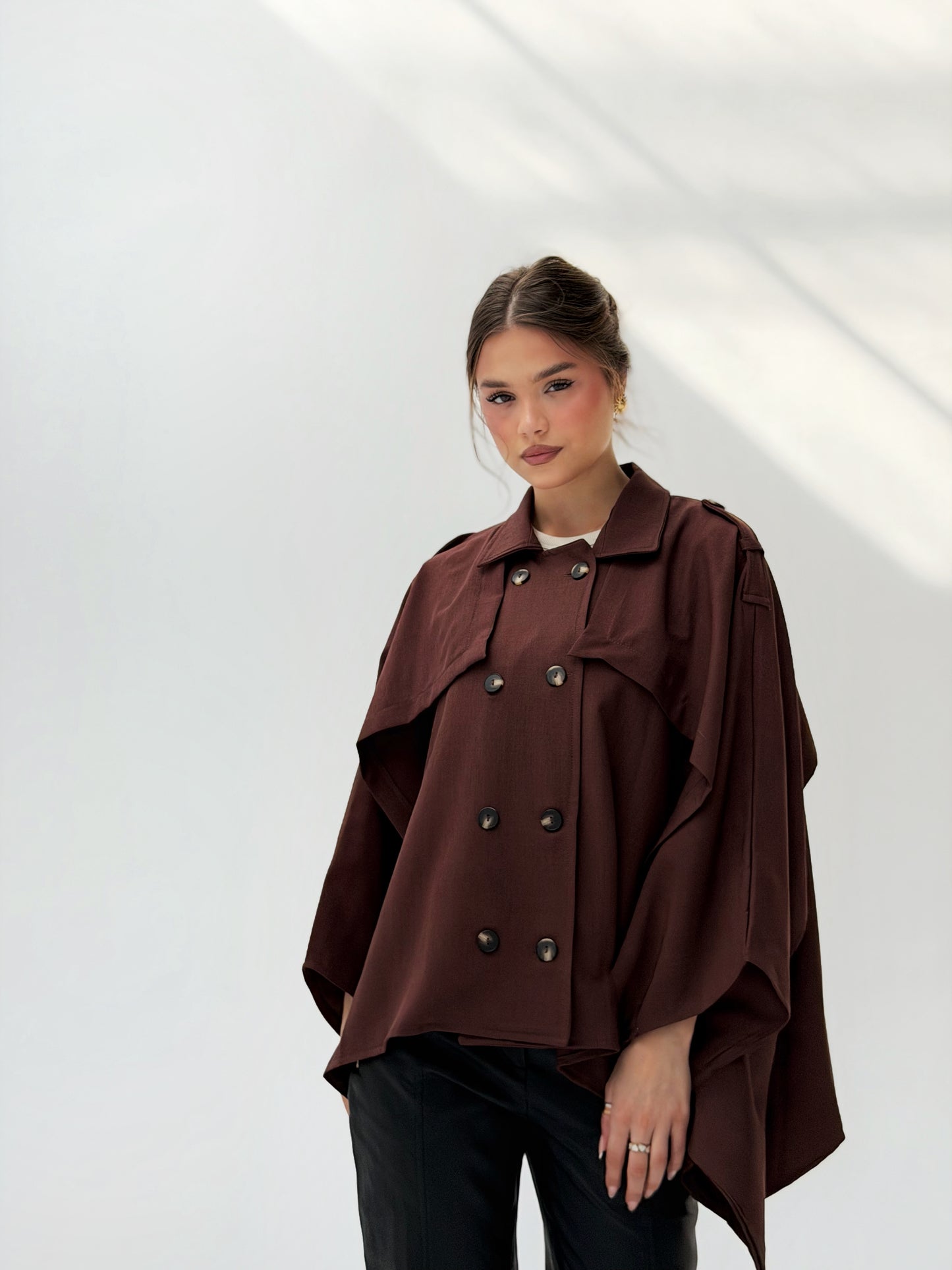 Trench cape in chocolate Brown