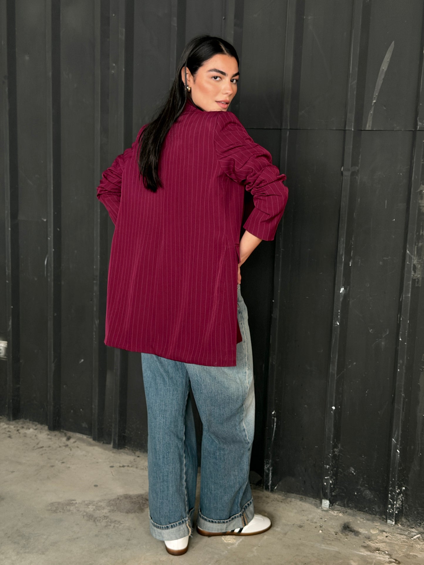 Striped Relaxed Fit blazer In burgundy