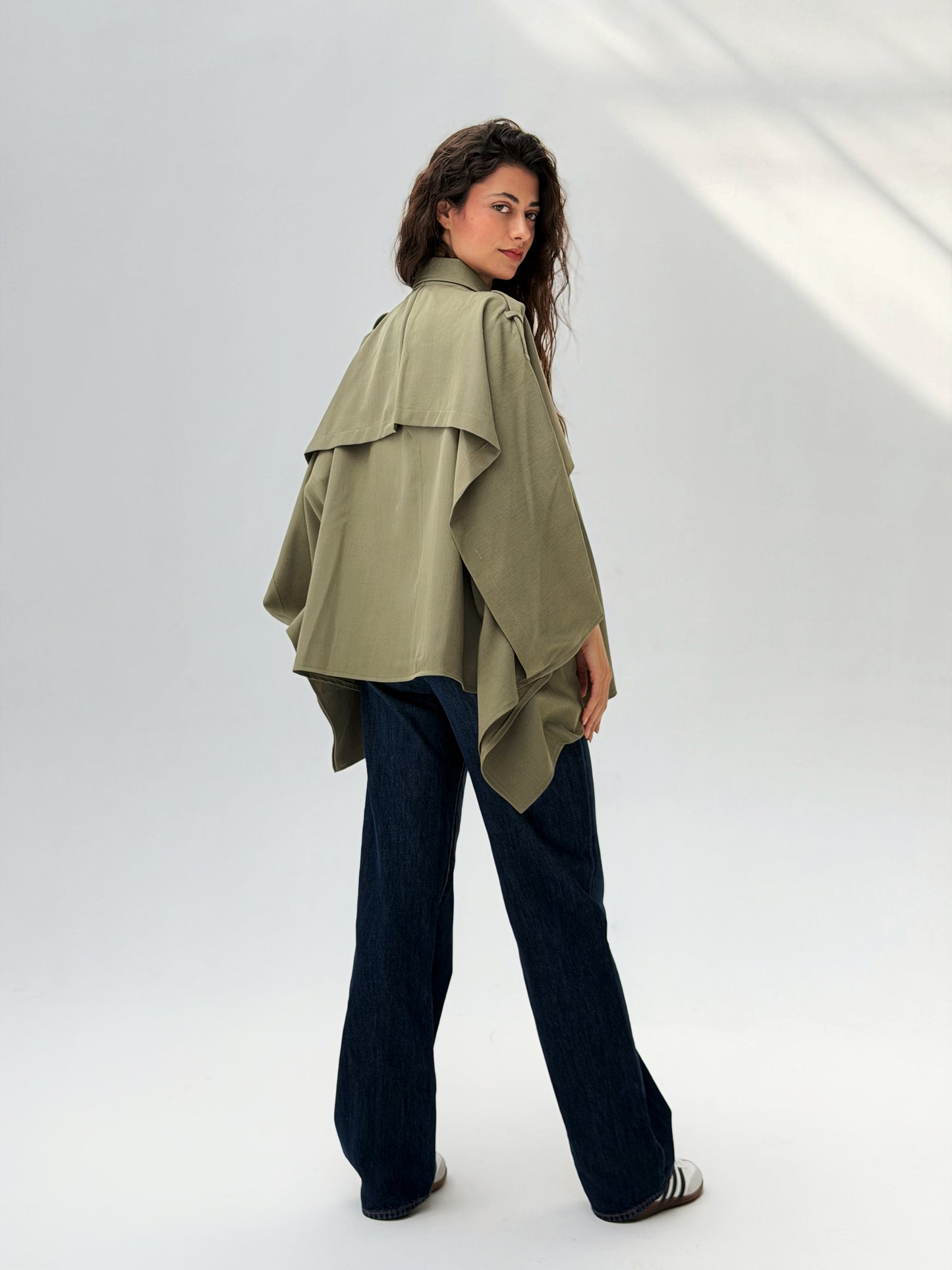 Trench Cape in Olive