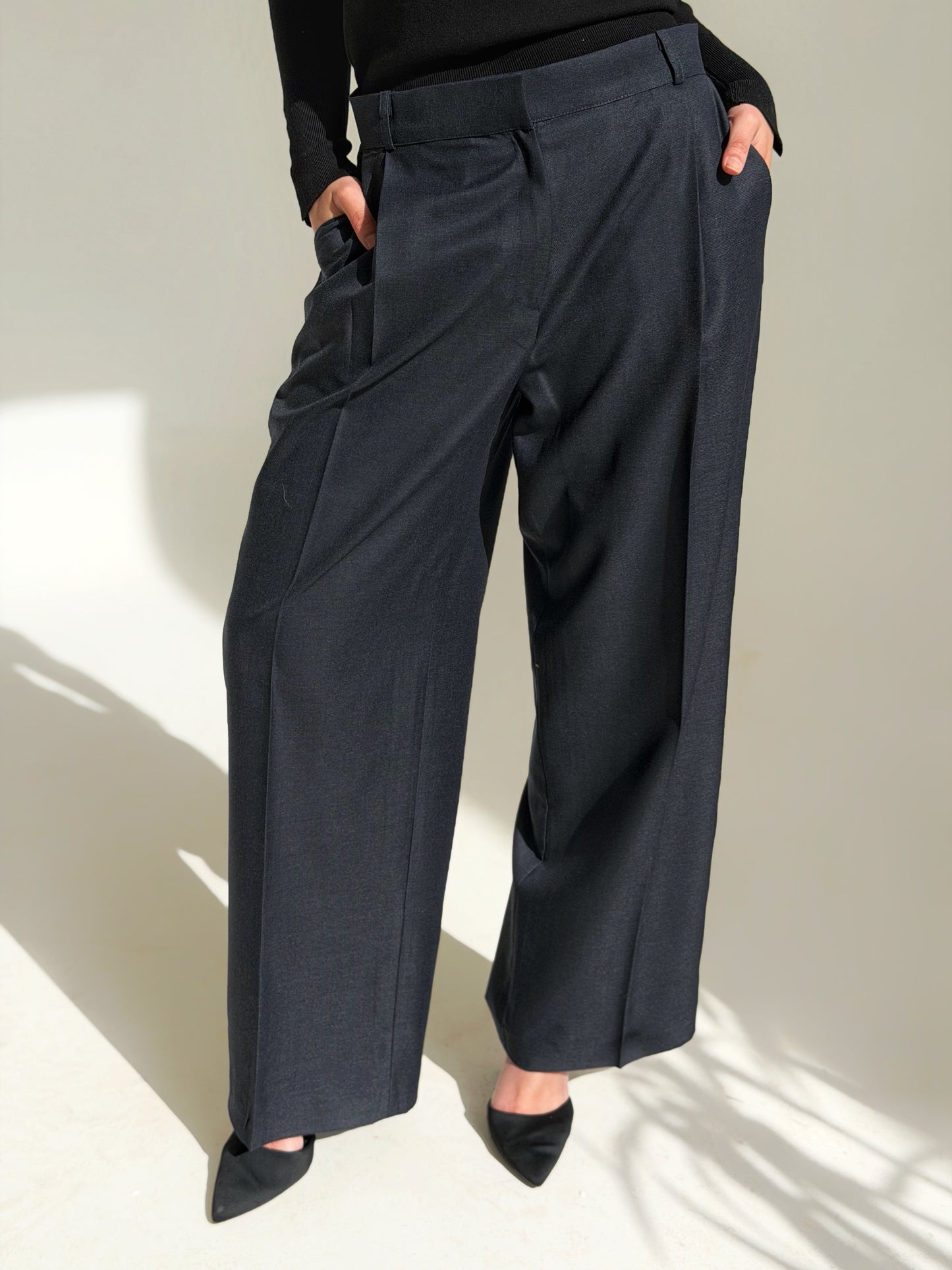 Signature suit in Navy Blue