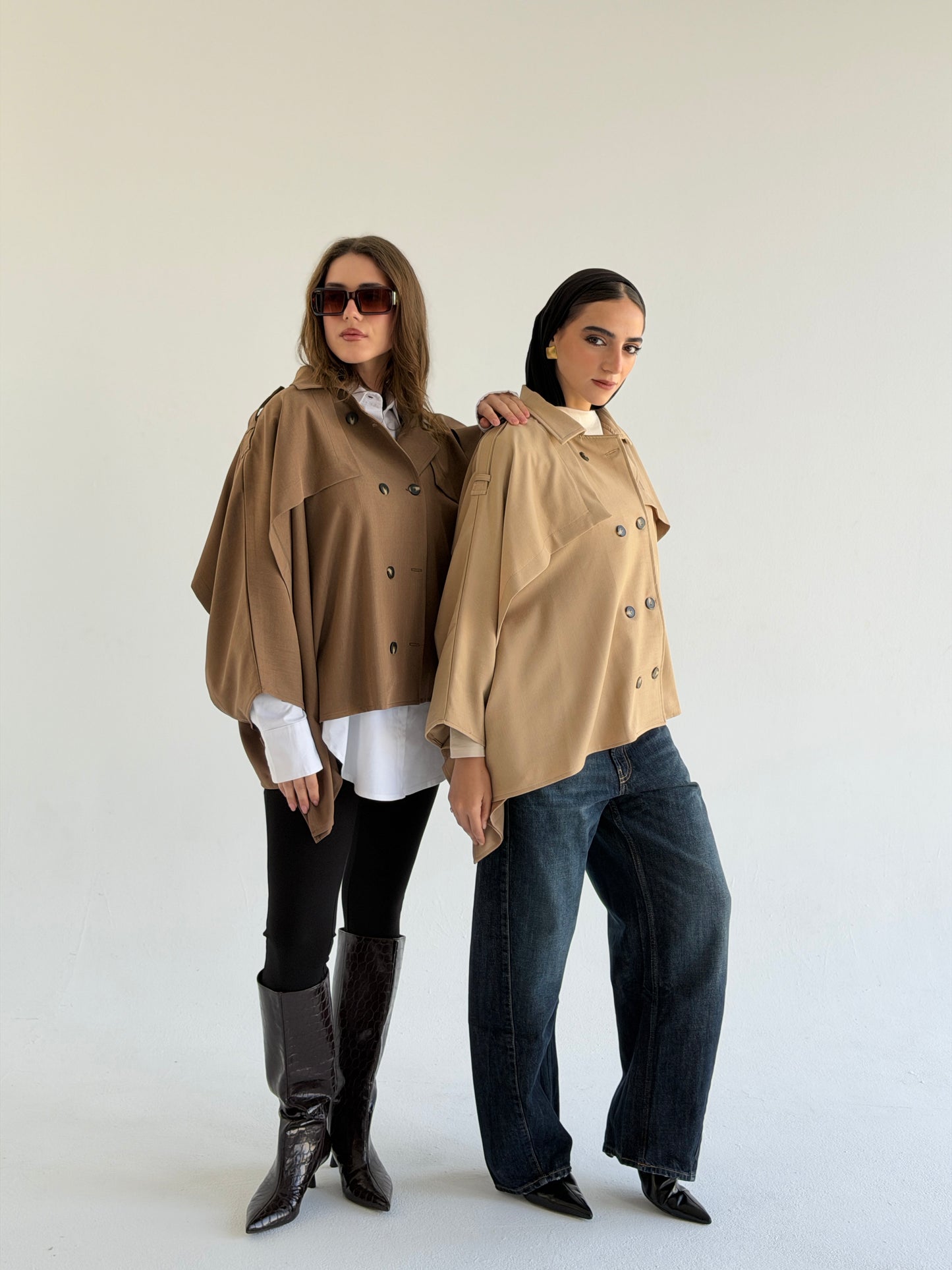 Tranch Cape in beige