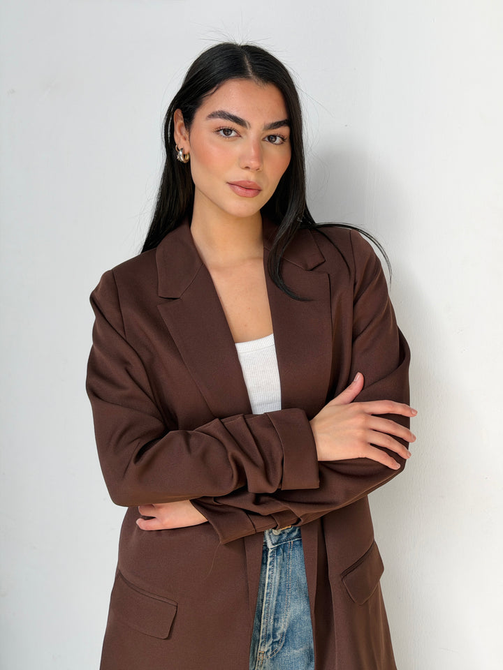 Ruffled blazer in chocolate