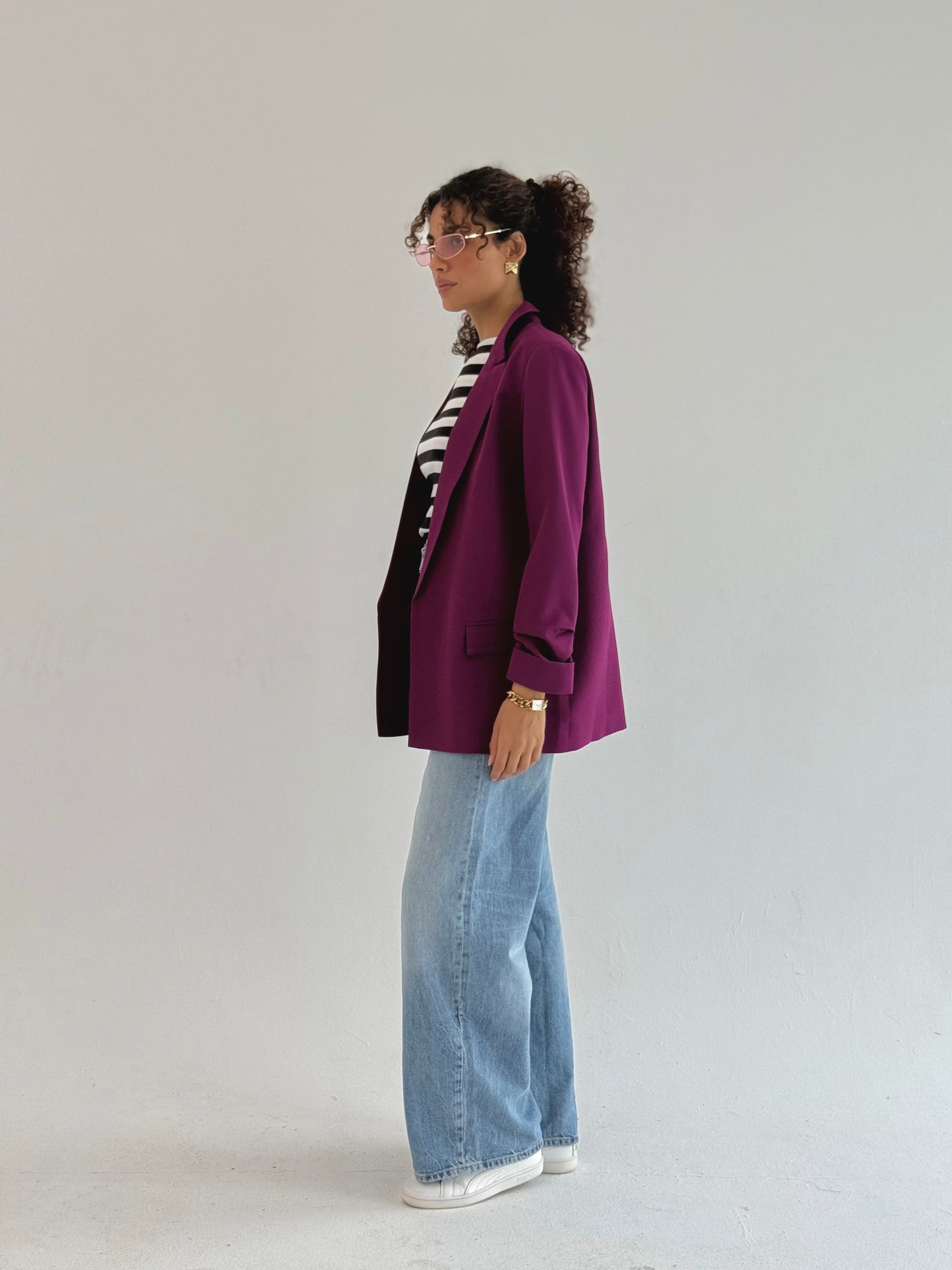Ruffles Blazer in Magenta