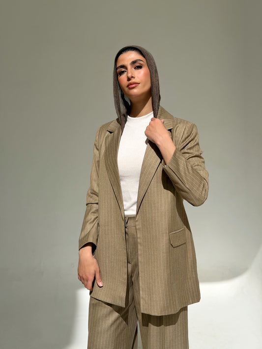 The Tailored striped blazer in Camel