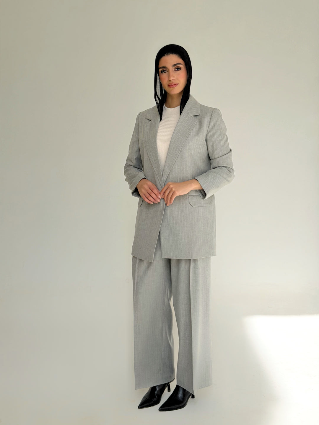 The Tailored striped Pants In Light Gray
