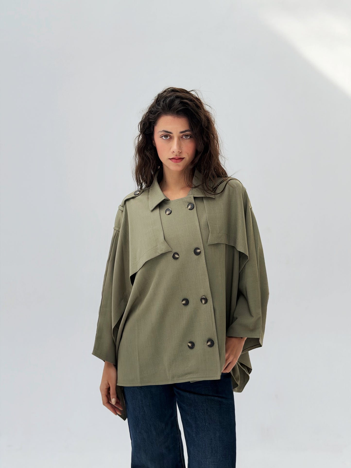 Trench Cape in Olive