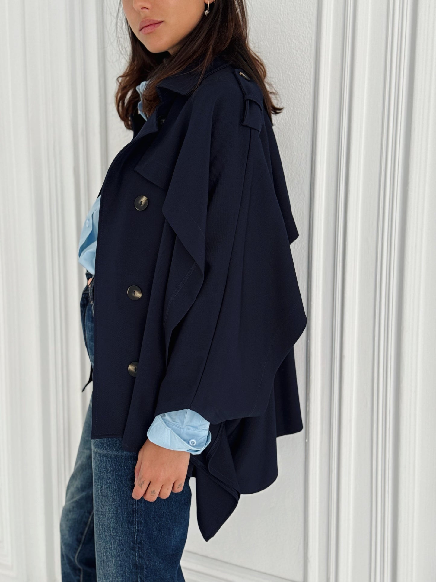 Tranch Cape In Navy Blue
