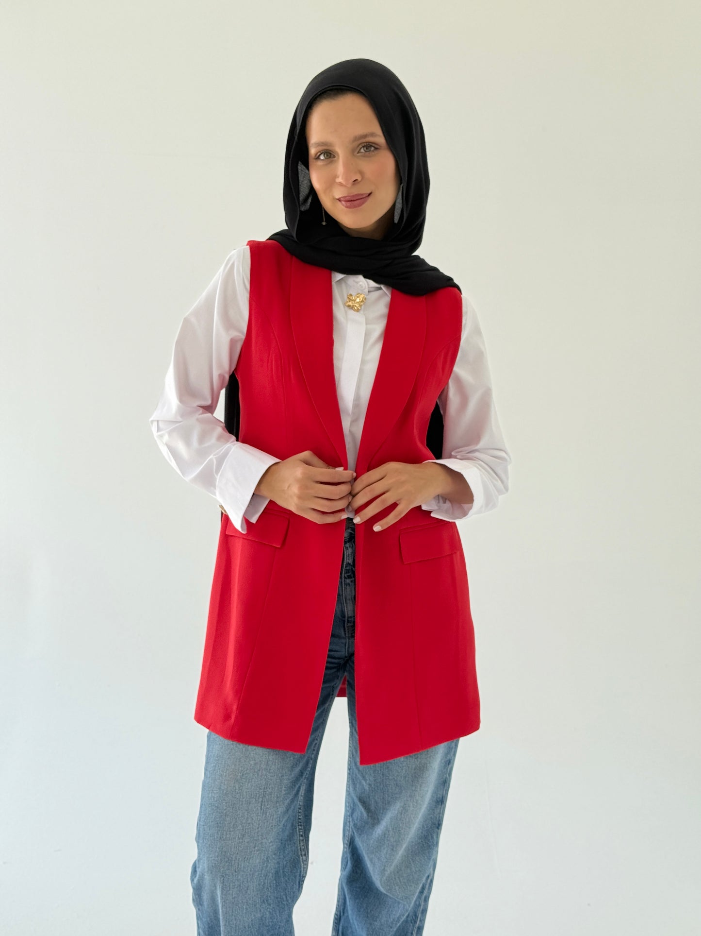 Shawl collar tailored vest I red
