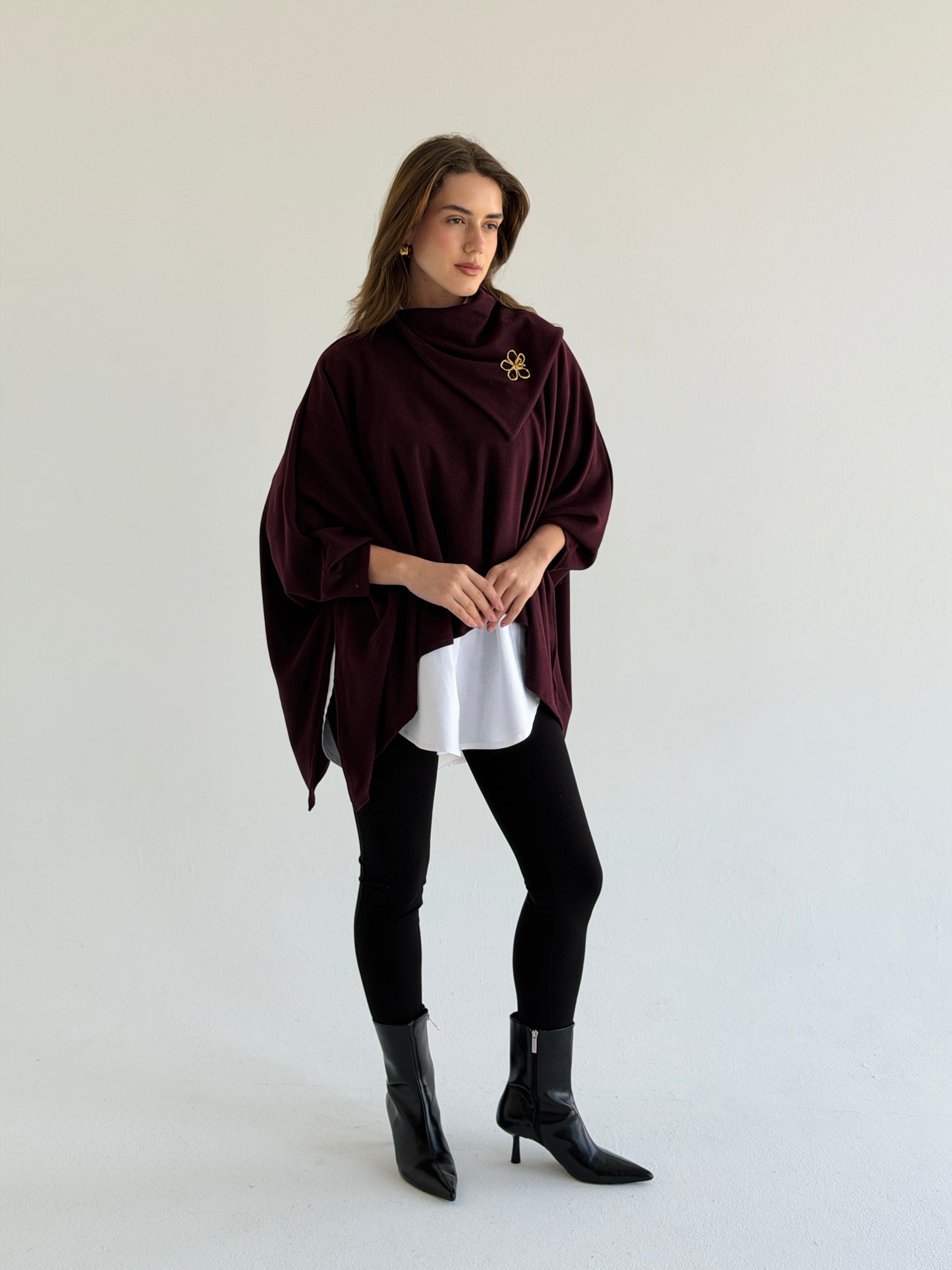 Drape Kint Cape Burgundy
