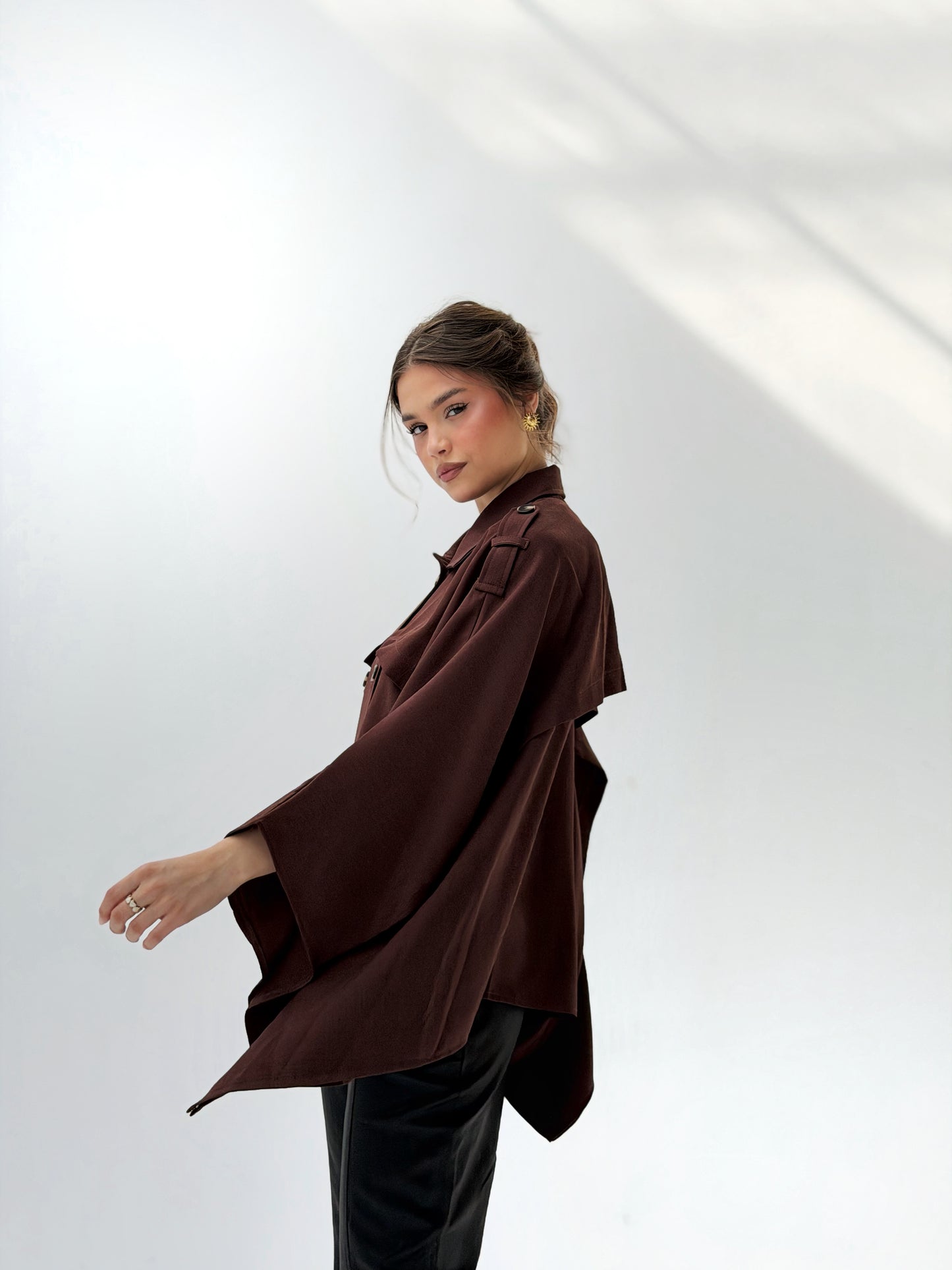 Trench cape in chocolate Brown